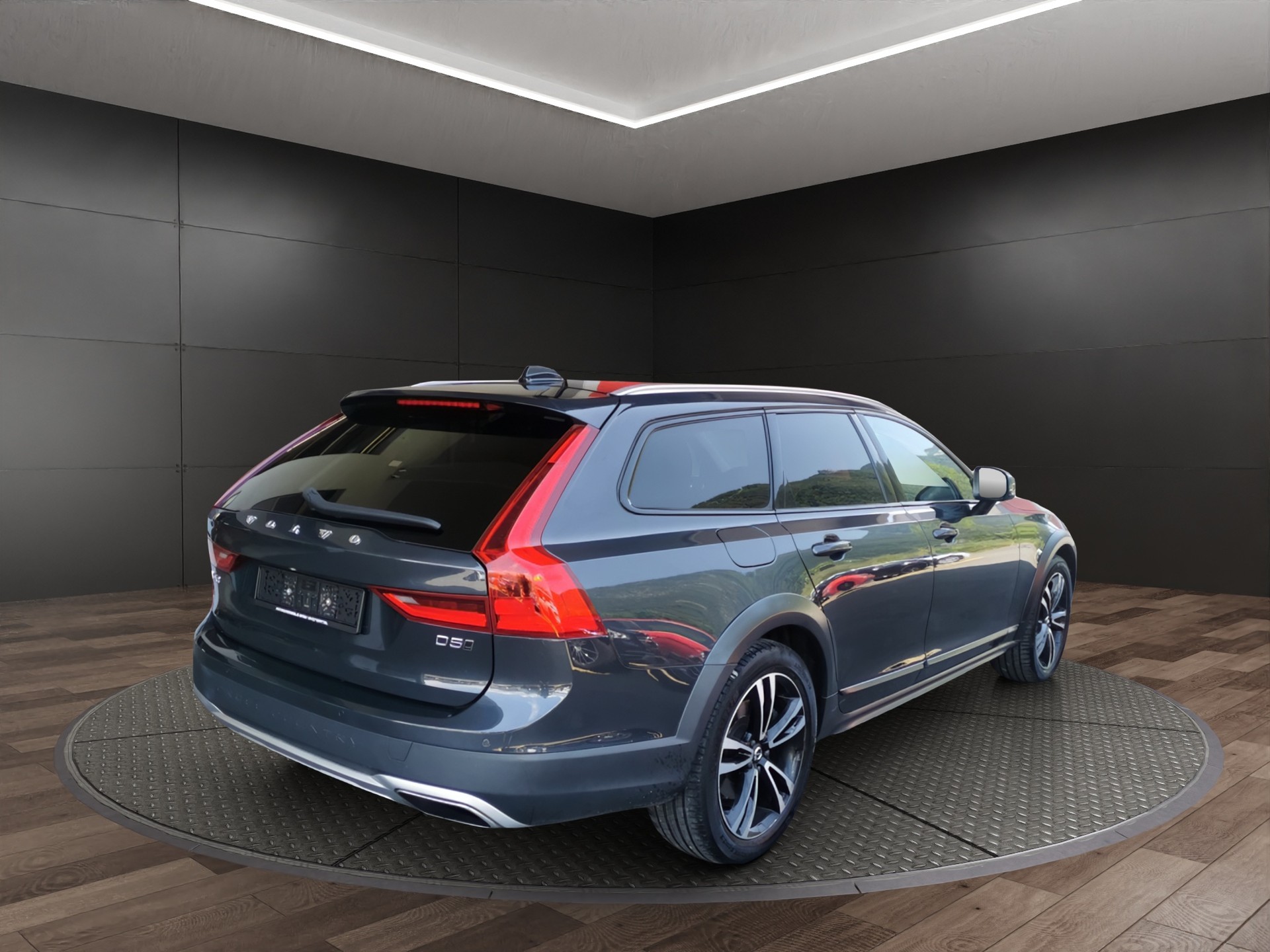 VOLVO V90 Cross Country D5 AWD Geartronic Powerpulse-image-5