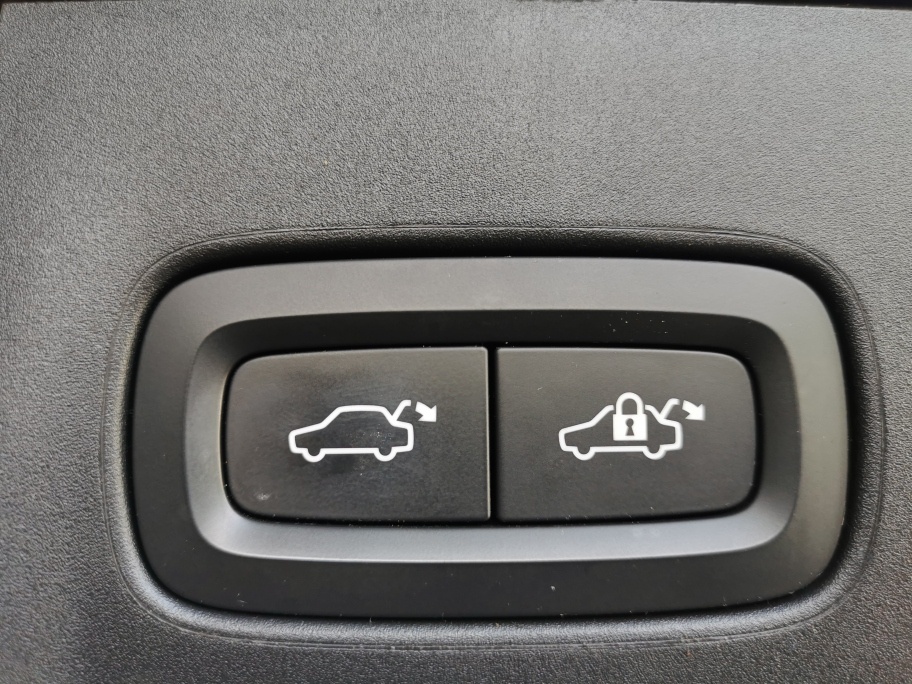 VOLVO V90 Cross Country D5 AWD Geartronic Powerpulse-image-9