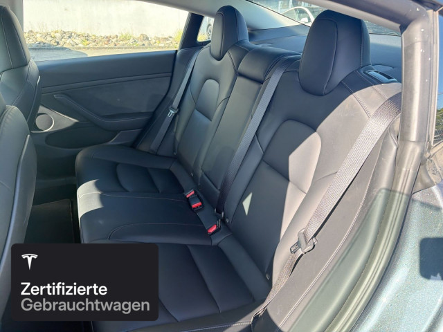 TESLA Model 3 Long Range AWD-image-13