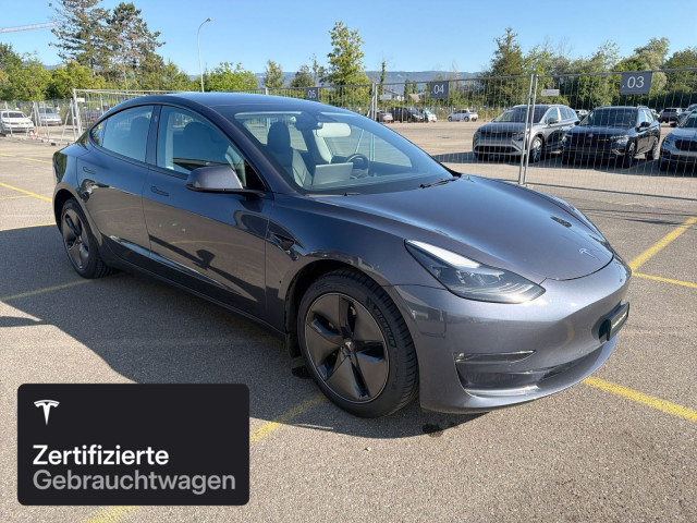 TESLA Model 3 Long Range AWD-image-11