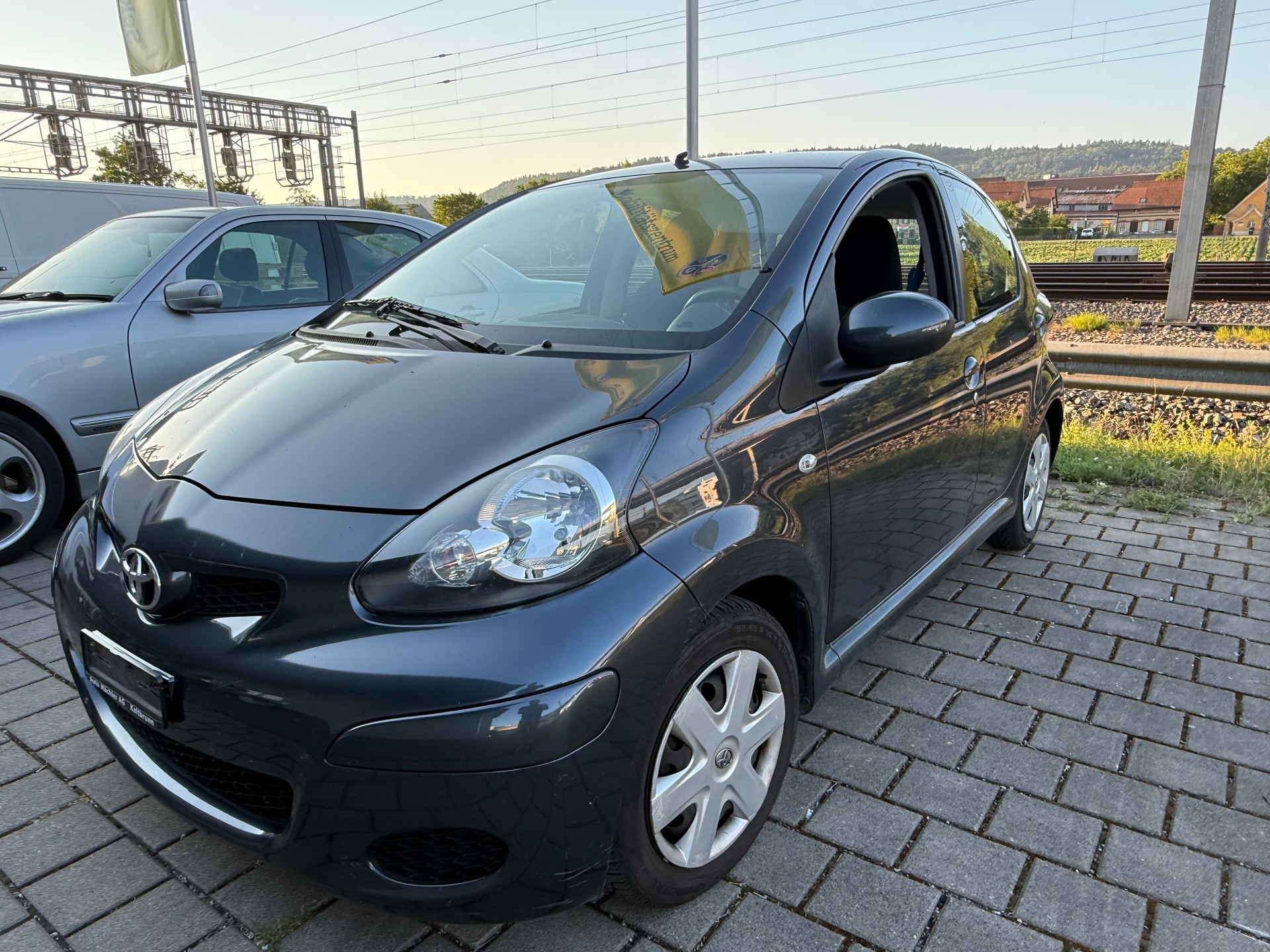 TOYOTA Aygo 1.0 Linea Sol-image-0