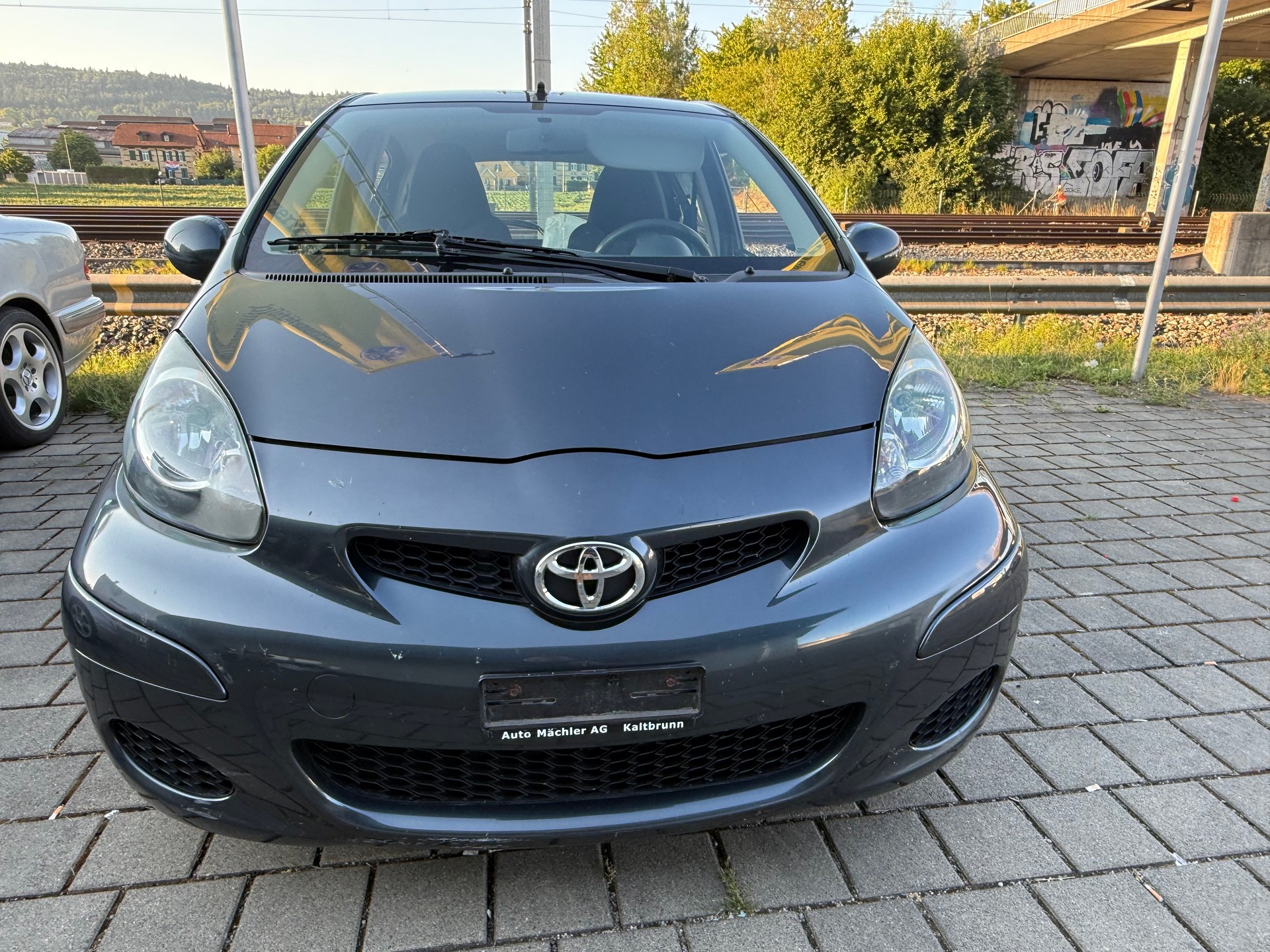 TOYOTA Aygo 1.0 Linea Sol-image-1