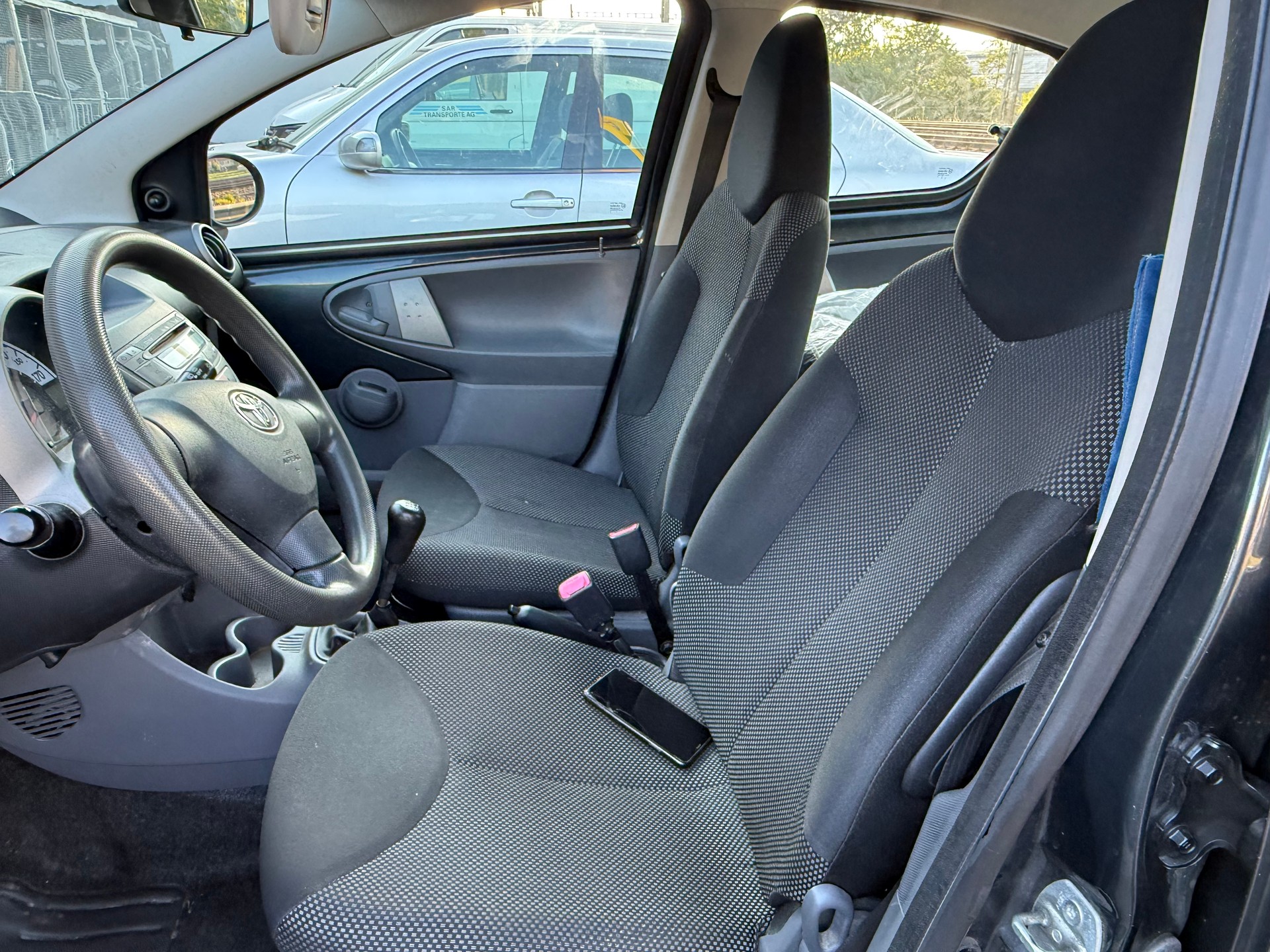 TOYOTA Aygo 1.0 Linea Sol-image-7