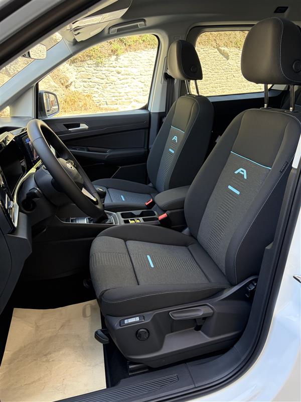 FORD Grand Tourneo Connect 2.0 EcoBlue AWD Active-image-6