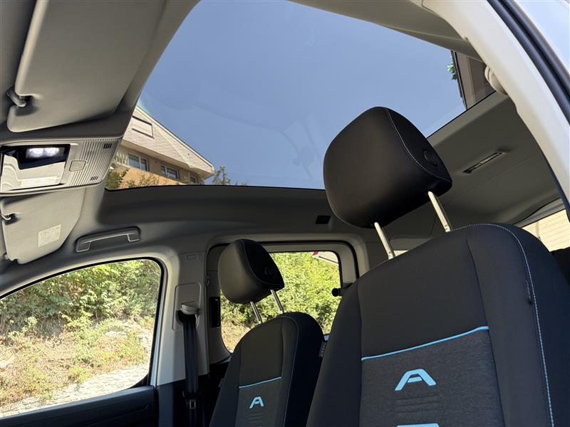 FORD Grand Tourneo Connect 2.0 EcoBlue AWD Active-image-8