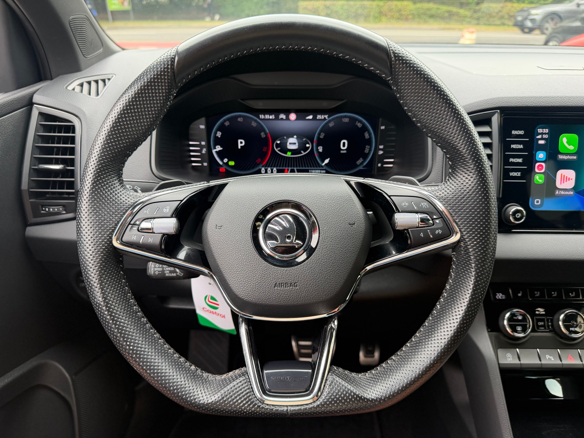 SKODA Karoq 1.5 TSI SportLine DSG-image-15