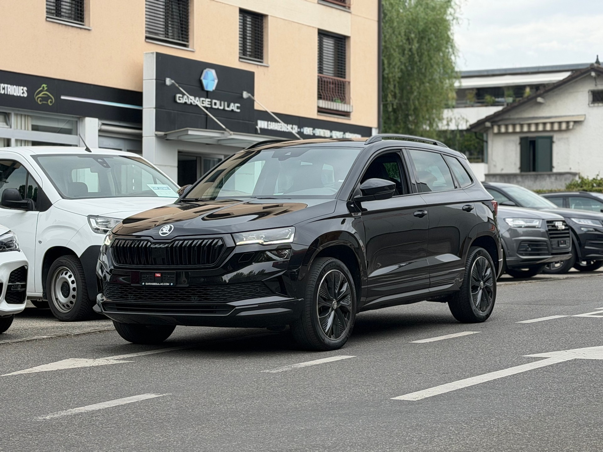SKODA Karoq 1.5 TSI SportLine DSG-image-0