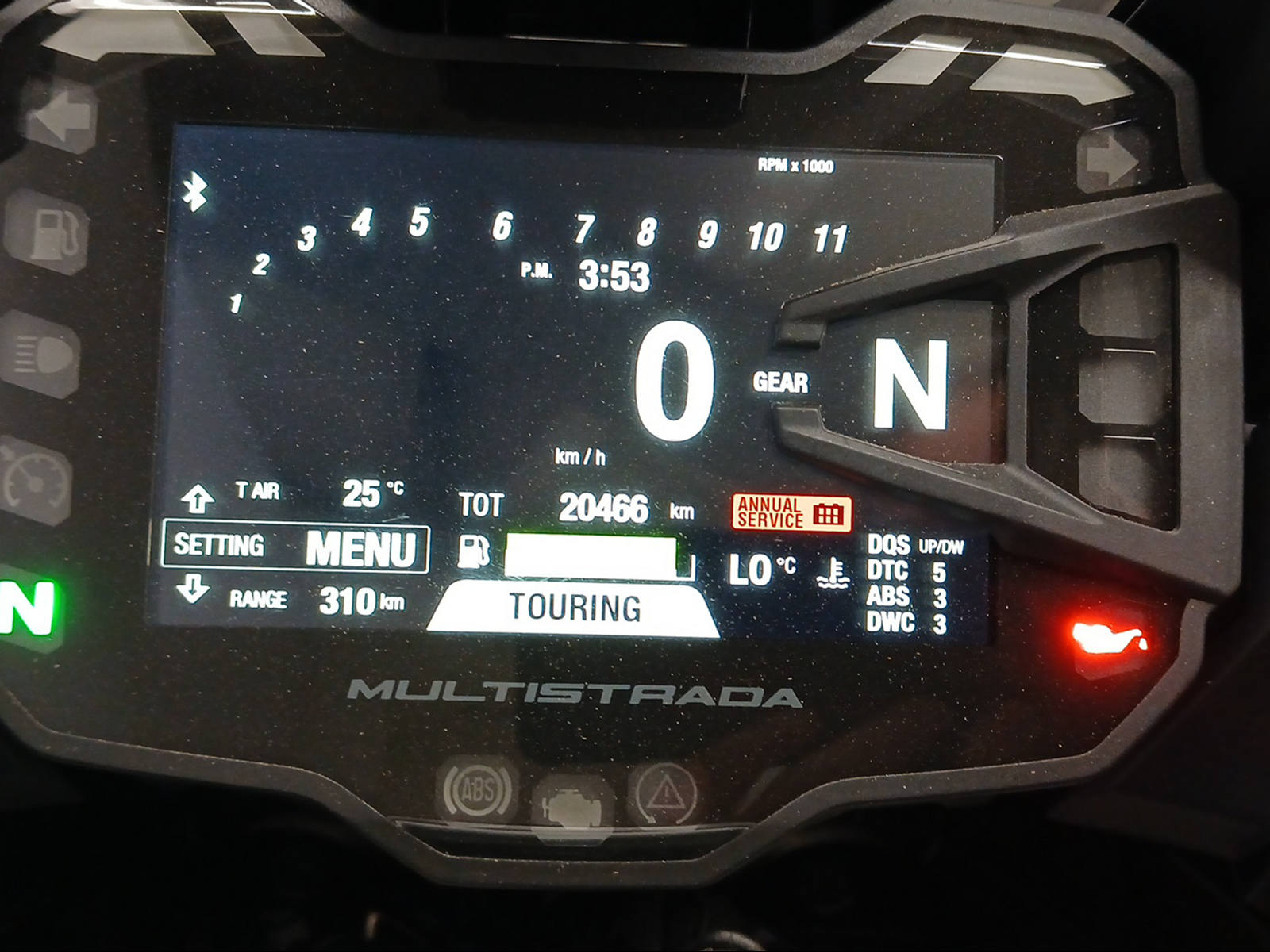 DUCATI Multistrada 1260 Pikes Peak-showroom-element-2