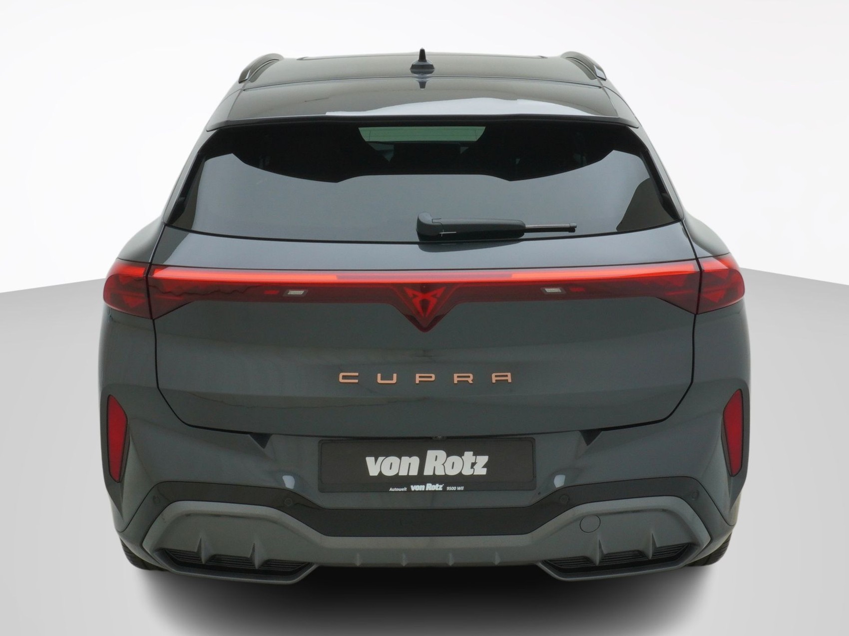 CUPRA Terramar 1.5 e-Plug-in-HYBRID VZ DSG-image-2