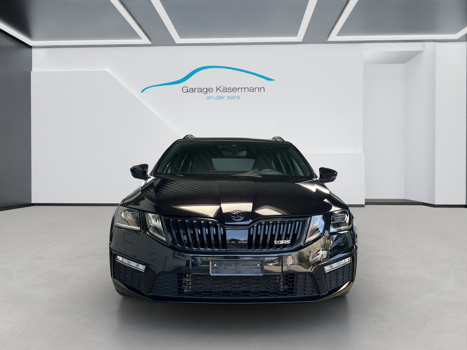 SKODA Octavia Combi 2.0 TSI RS DSG-image-1