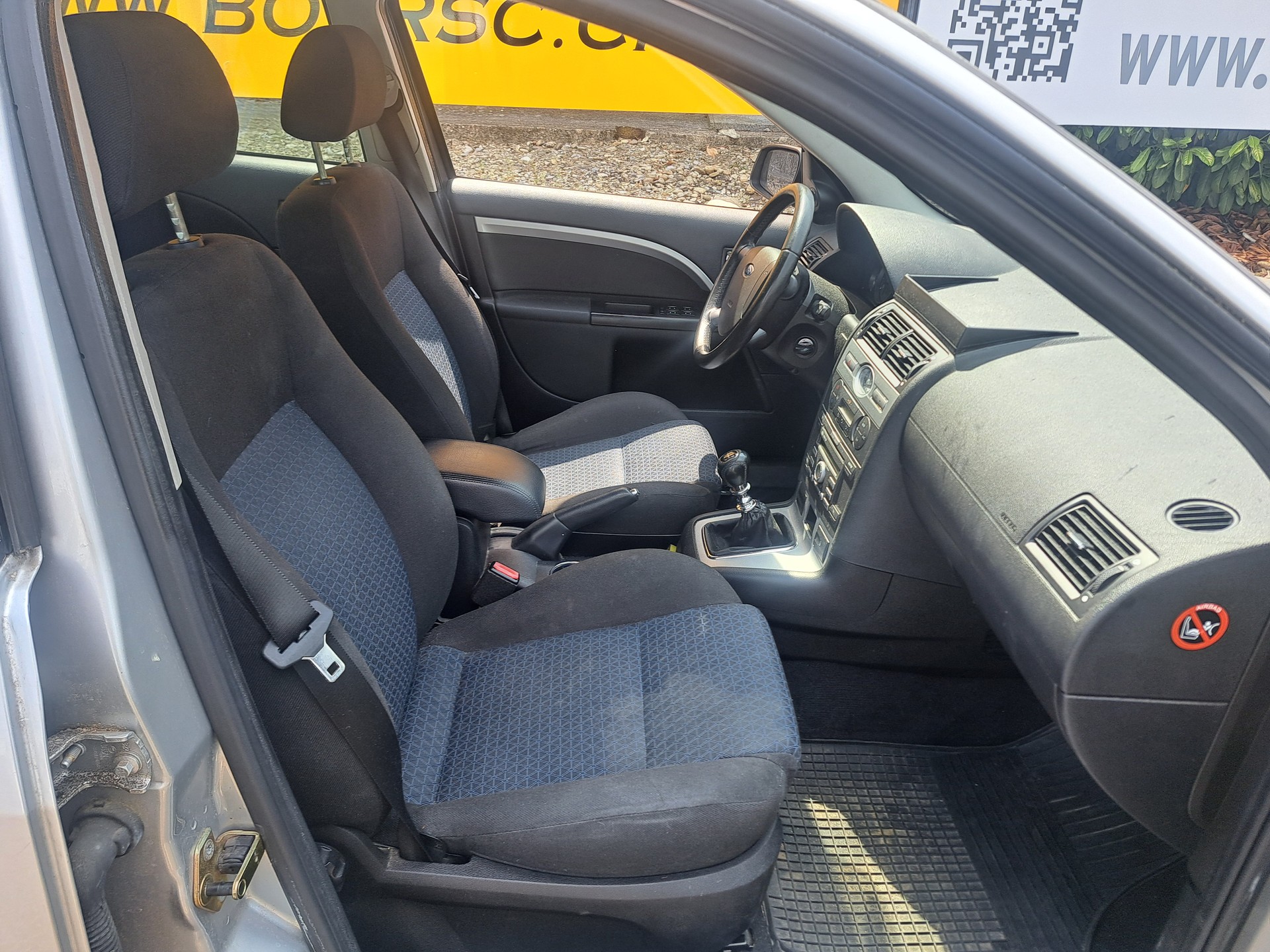 FORD Mondeo 2.0 TDCi 16V Carving-image-2