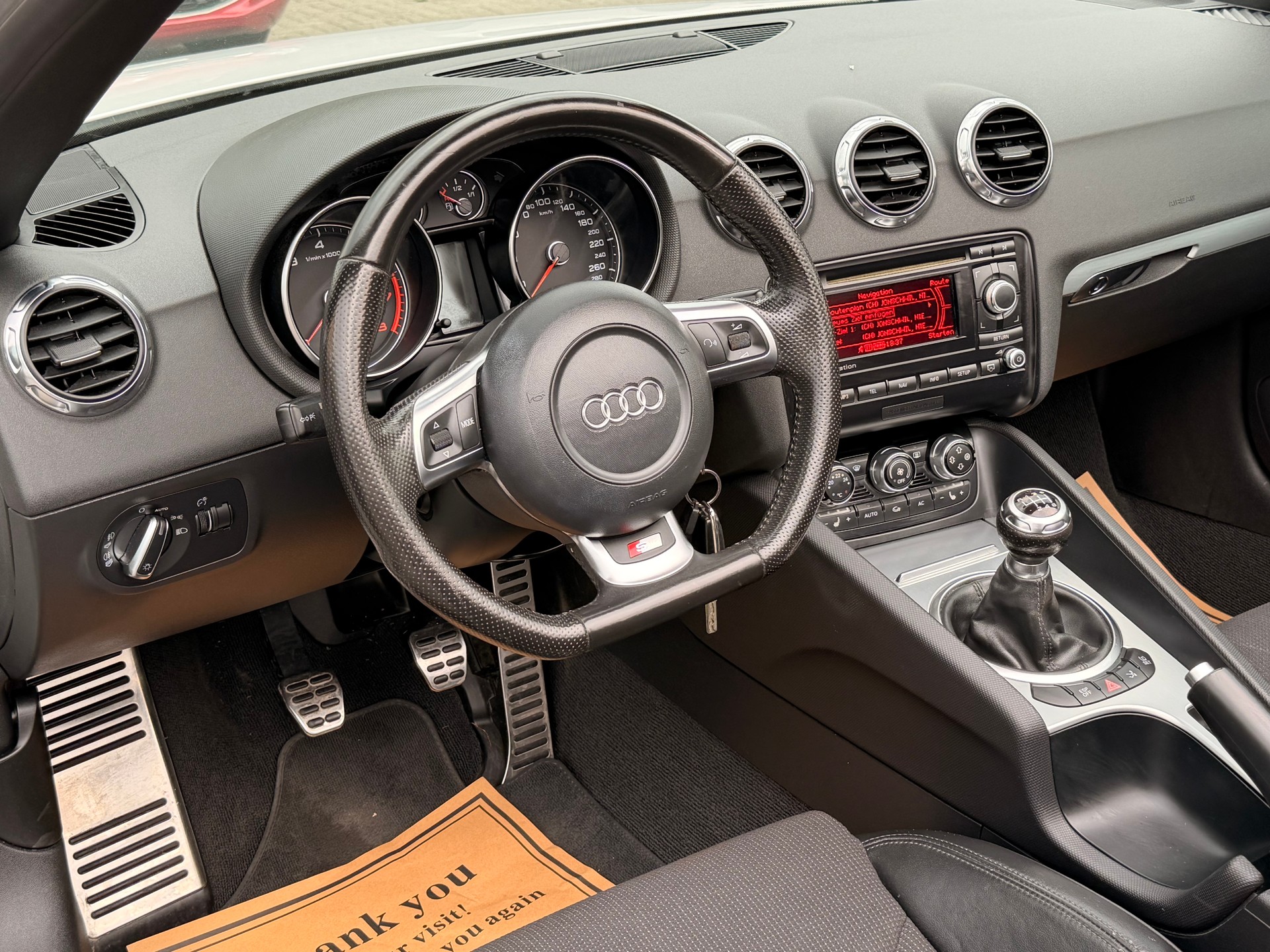 AUDI TT Roadster 2.0 TFSI Style S- Line-image-18