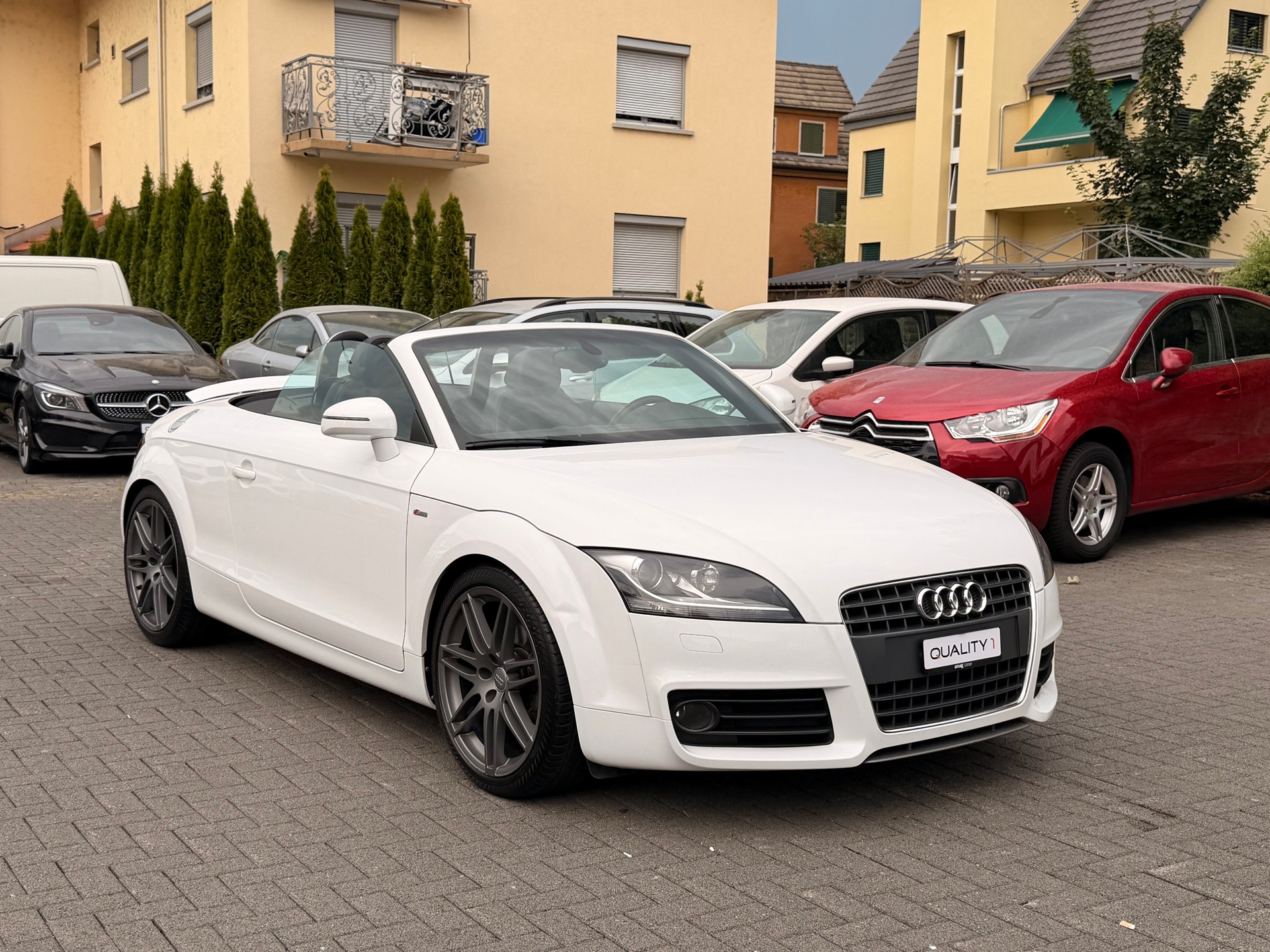 AUDI TT Roadster 2.0 TFSI Style S- Line-image-4