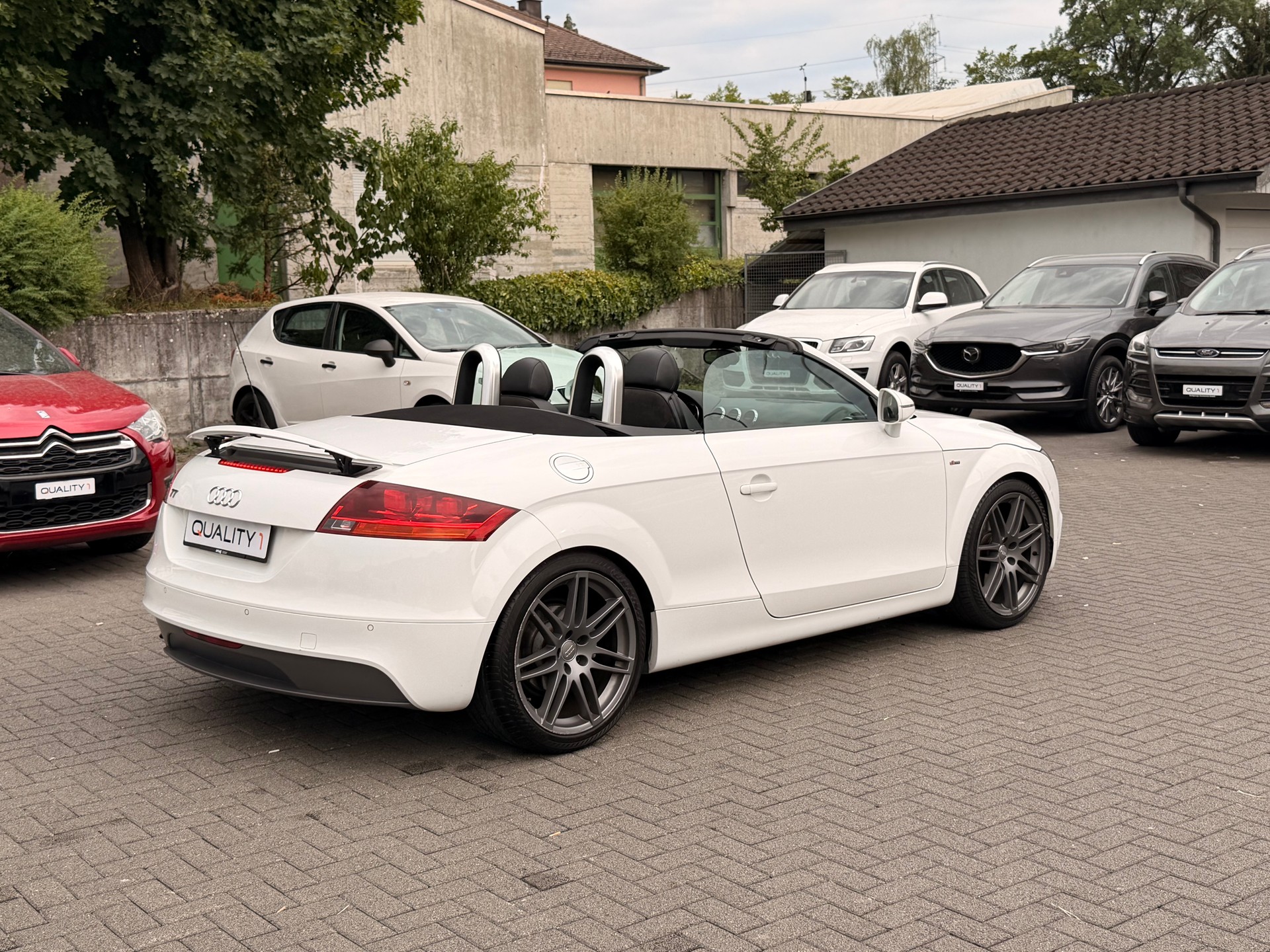 AUDI TT Roadster 2.0 TFSI Style S- Line-image-6