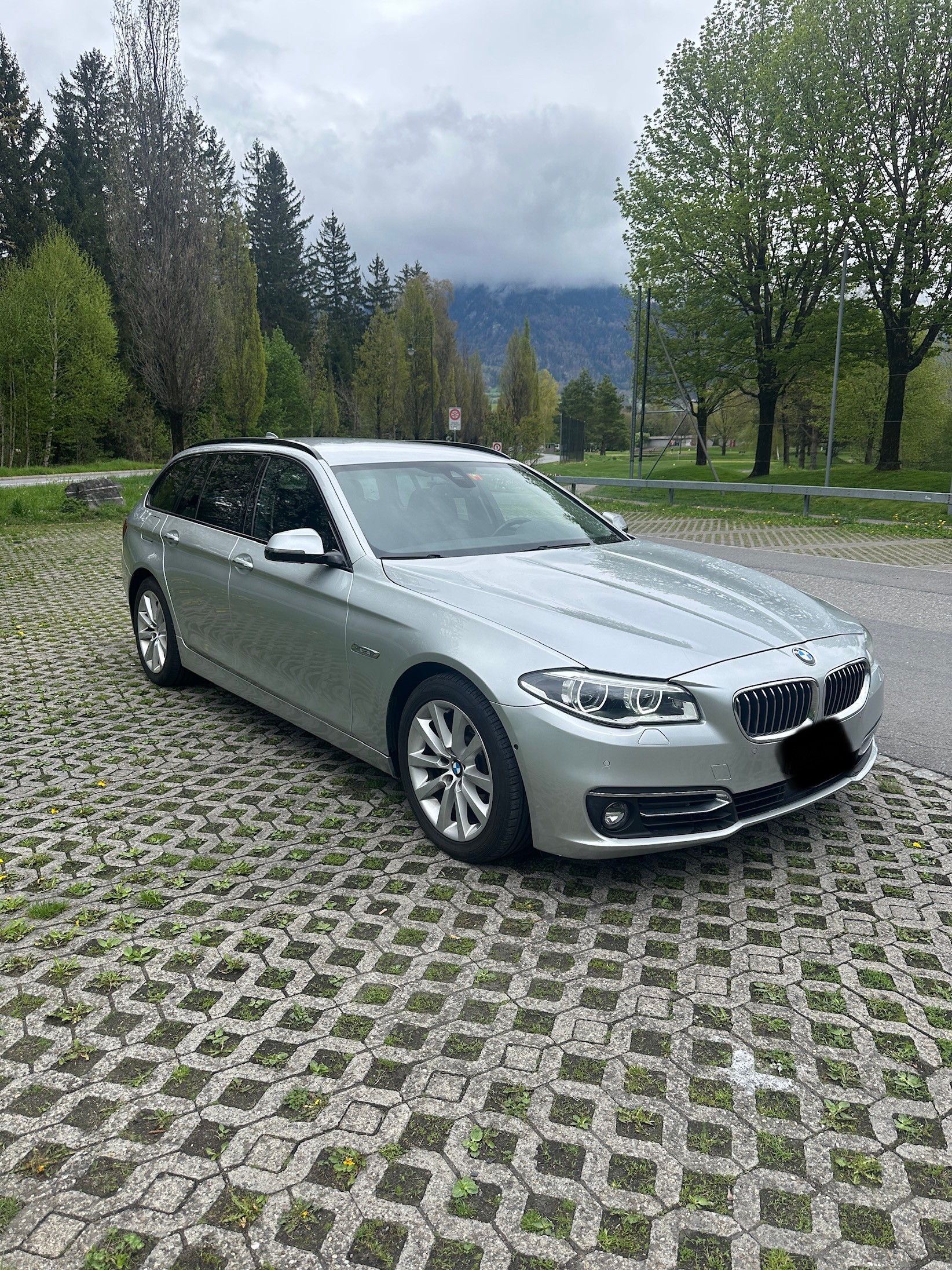 BMW 530d xDrive-image-1