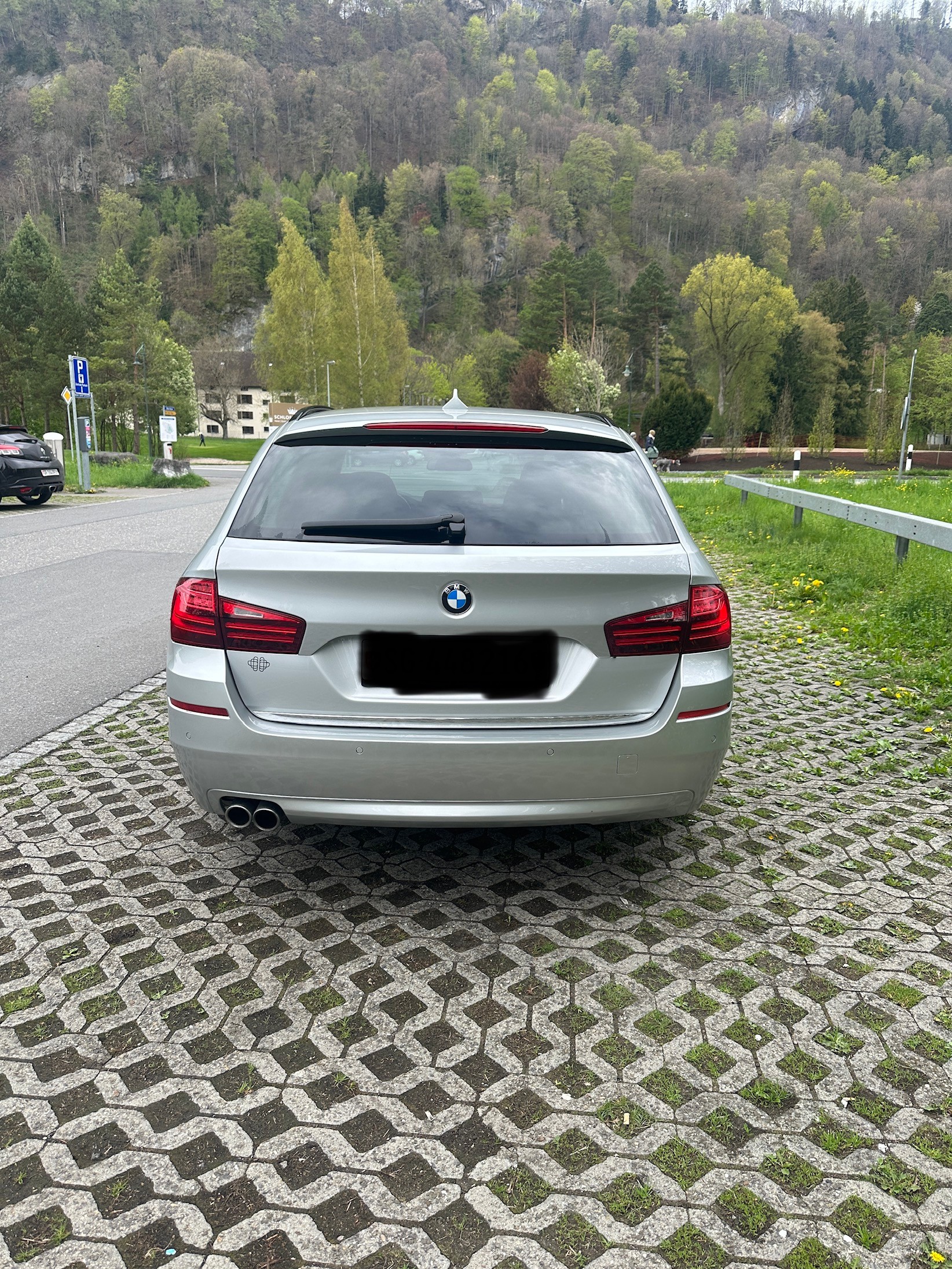 BMW 530d xDrive-image-3