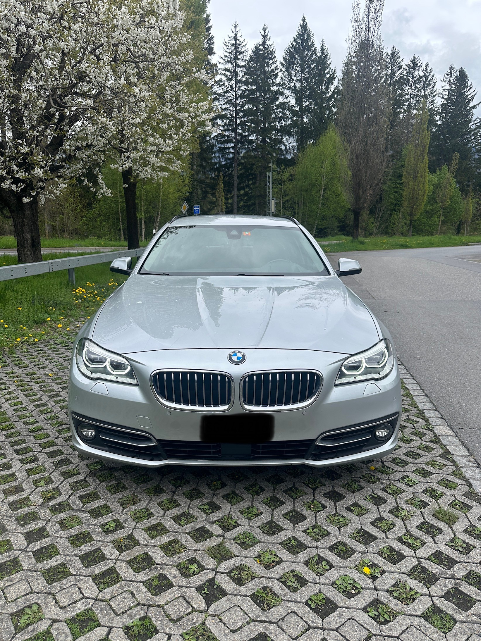 BMW 530d xDrive-image-0