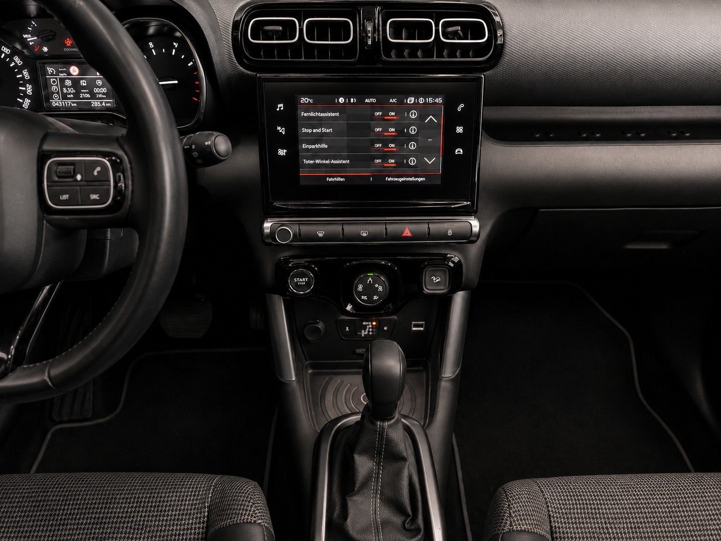 CITROEN C3 Aircross 1.2i PureTech Shine EAT-image-12