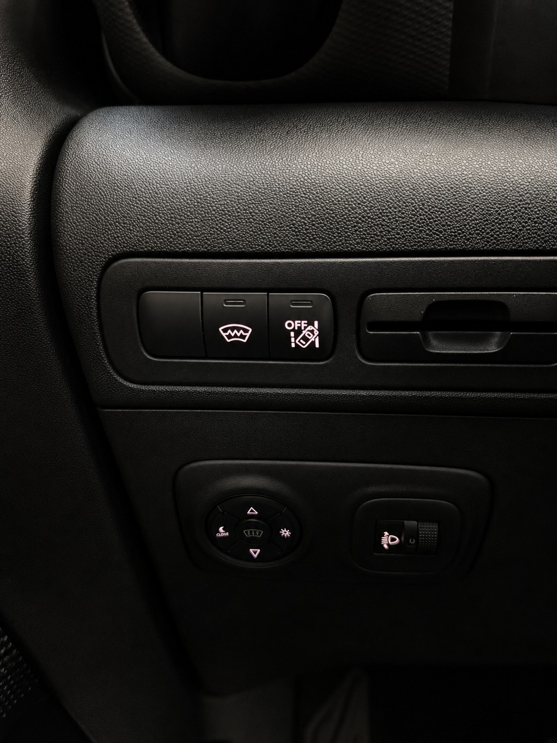CITROEN C3 Aircross 1.2i PureTech Shine EAT-image-14