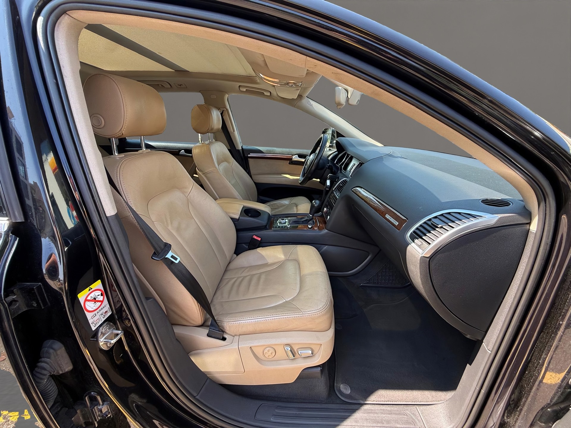 AUDI Q7 3.0 TDI quattro tiptronic-image-9