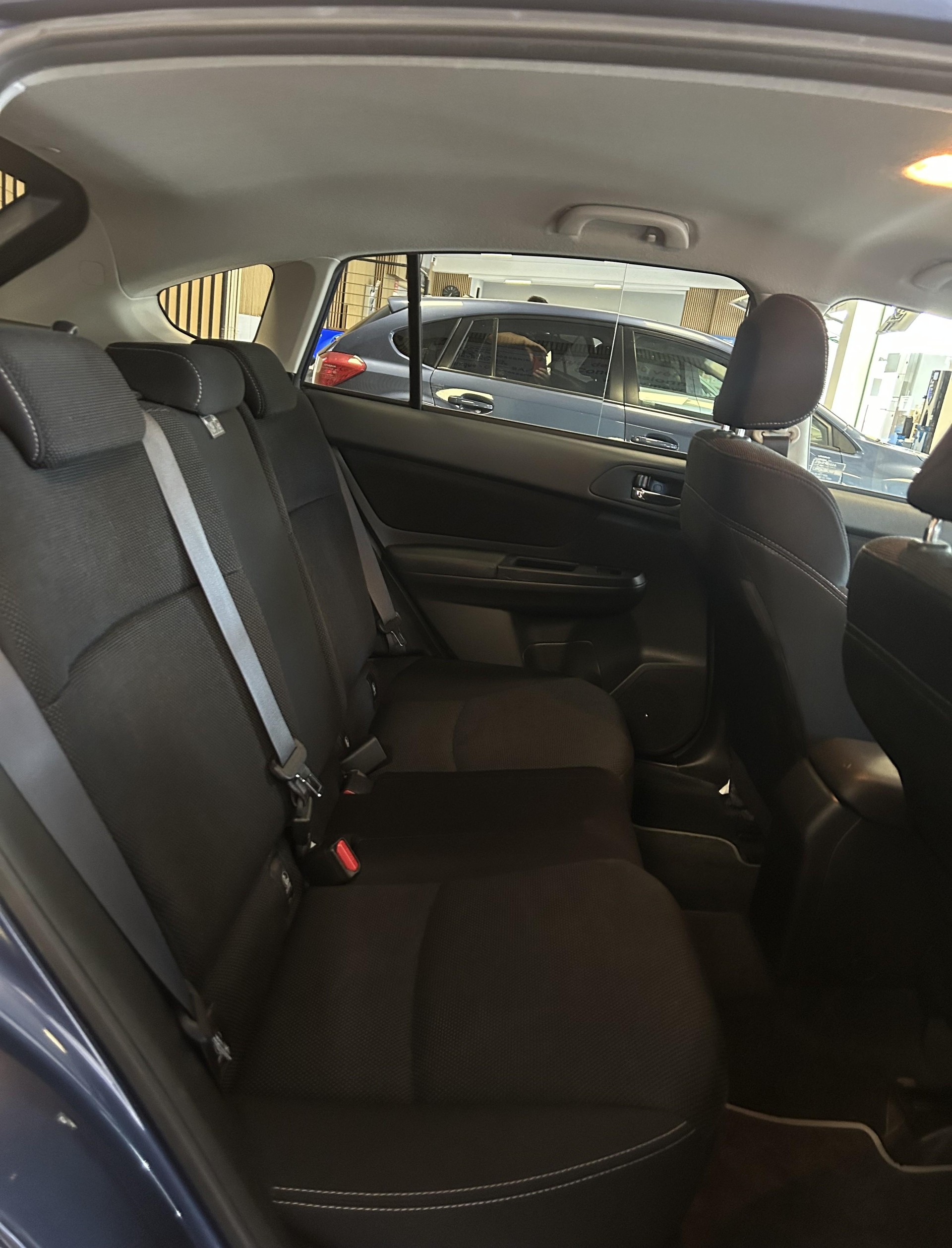 SUBARU XV 2.0i Swiss Two-image-14