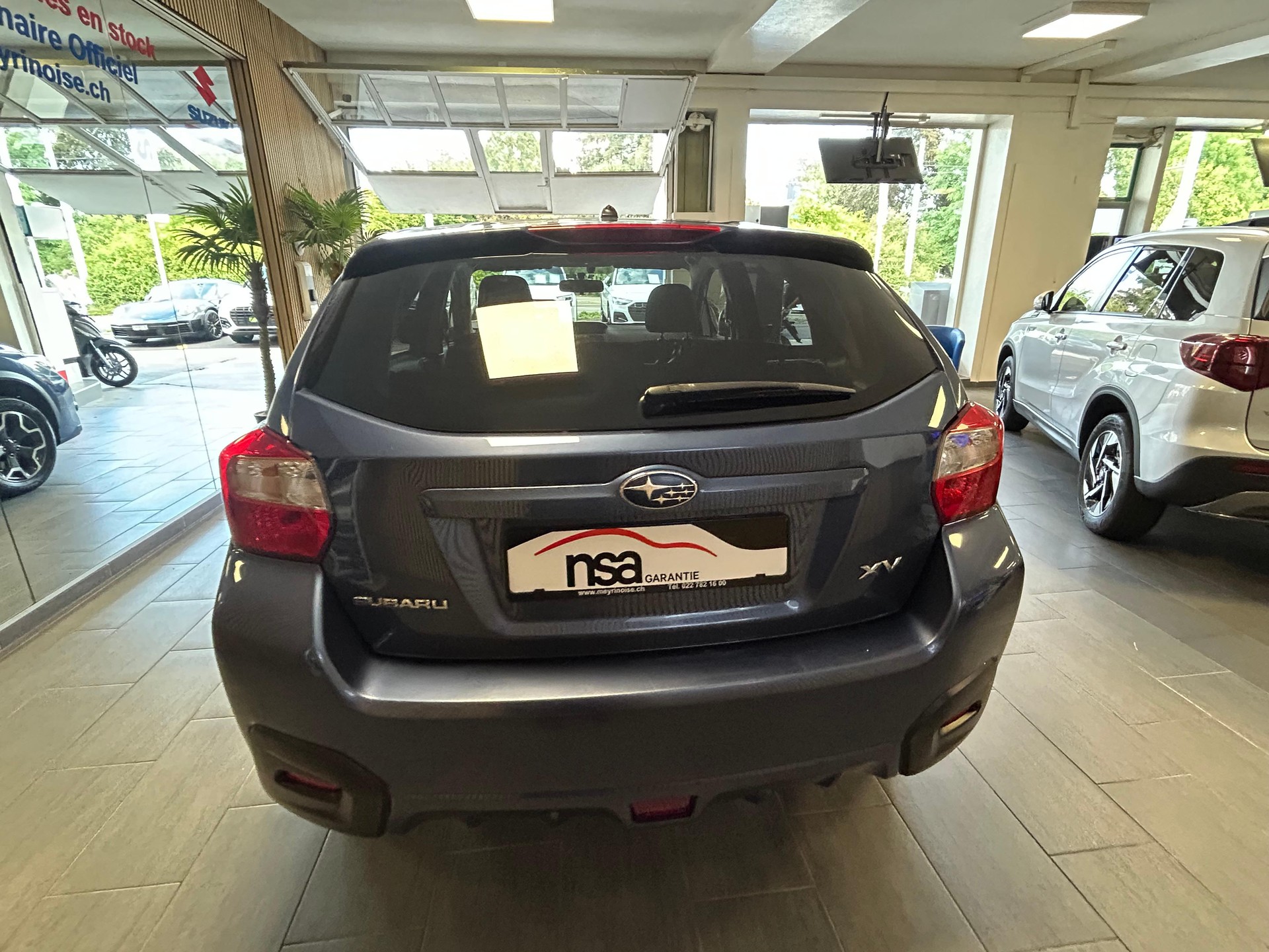 SUBARU XV 2.0i Swiss Two-image-5