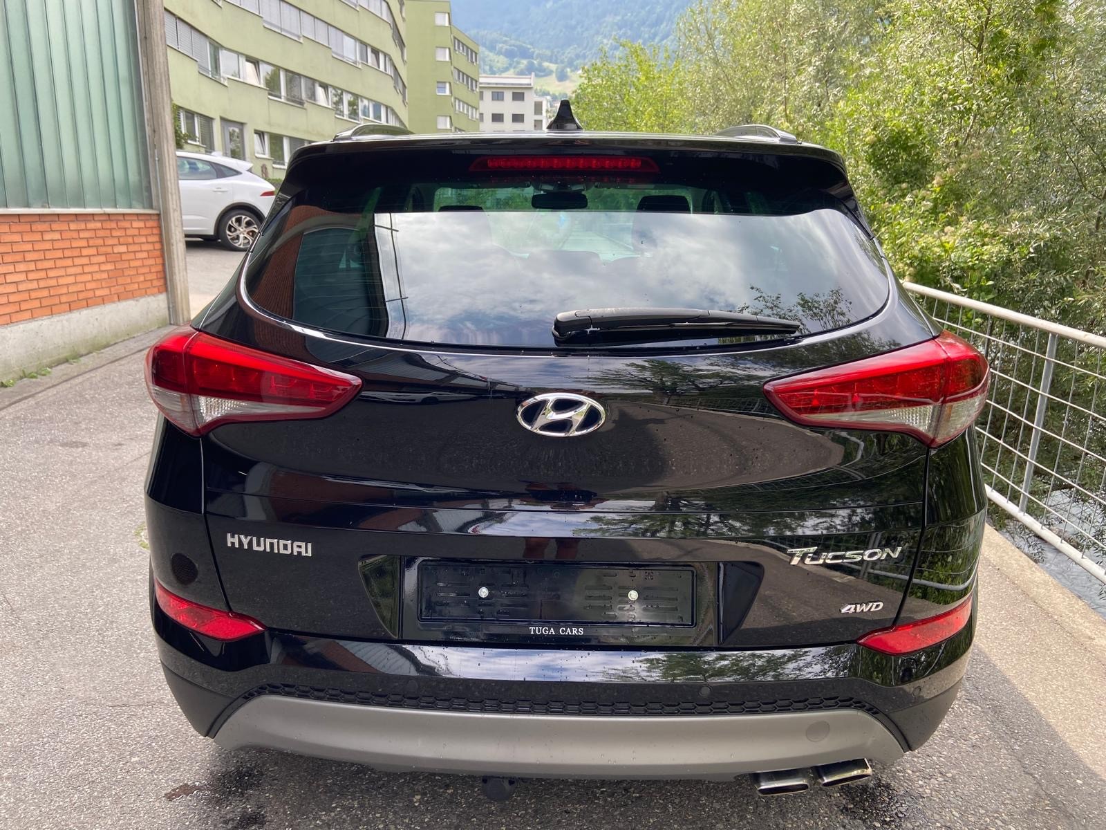 HYUNDAI Tucson 2.0 CRDI Vertex 4WD Automatic-image-3