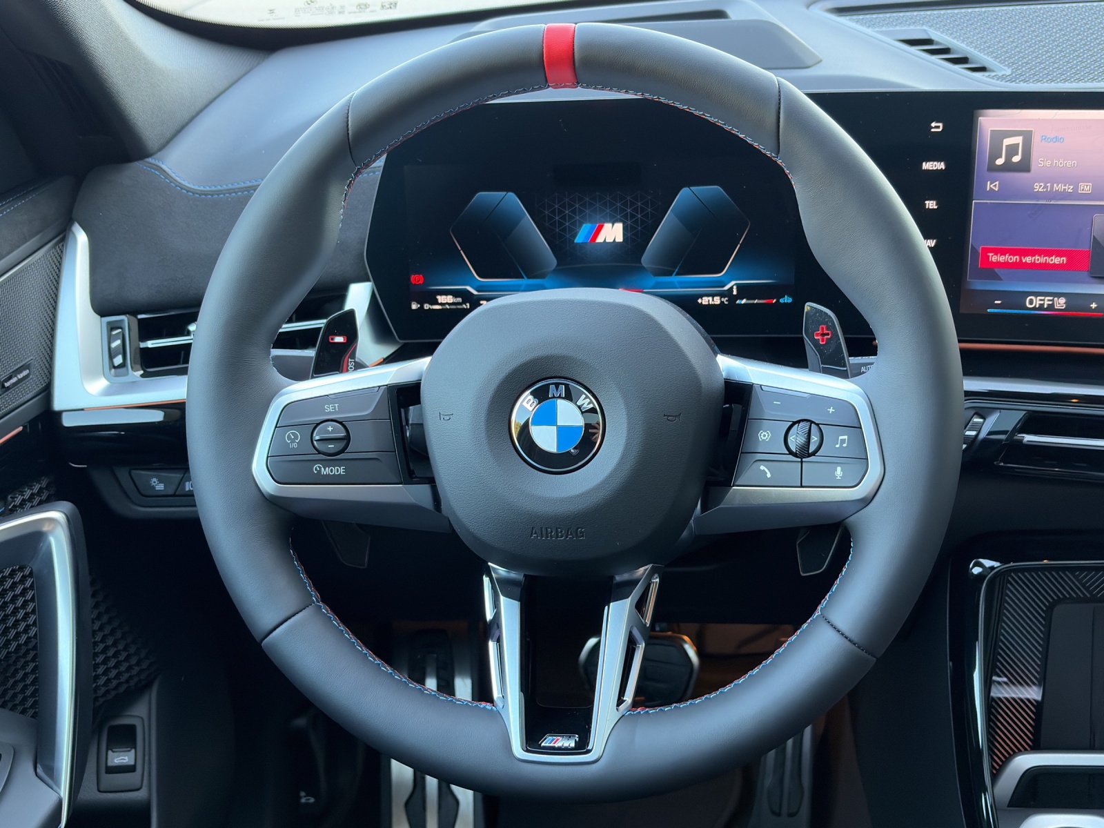 BMW X1 M35i-image-10