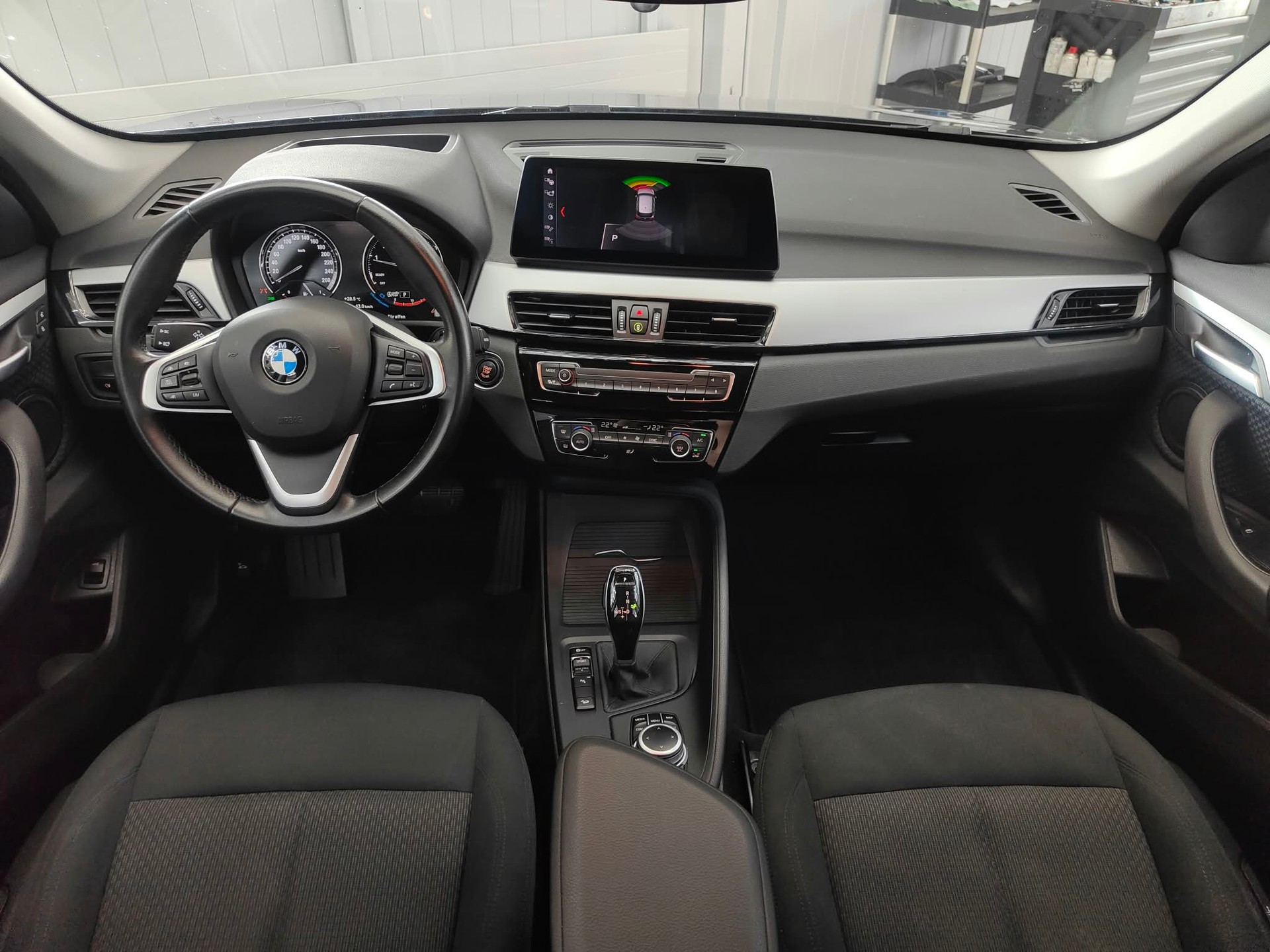 BMW X1 xDrive 20i Sport Line Steptronic-image-9