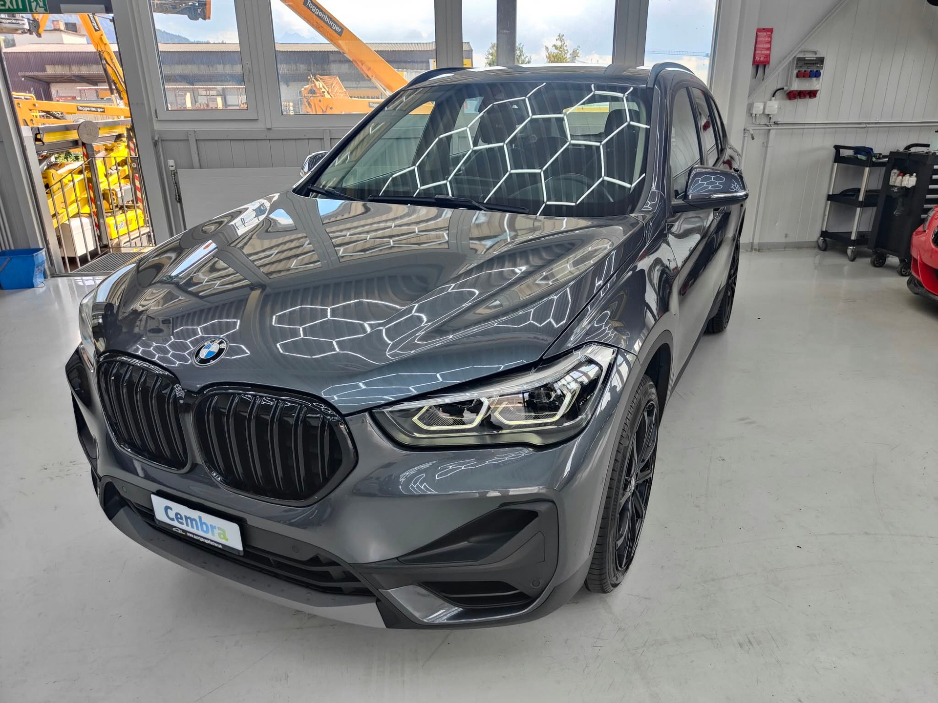 BMW X1 xDrive 20i Sport Line Steptronic-image-1