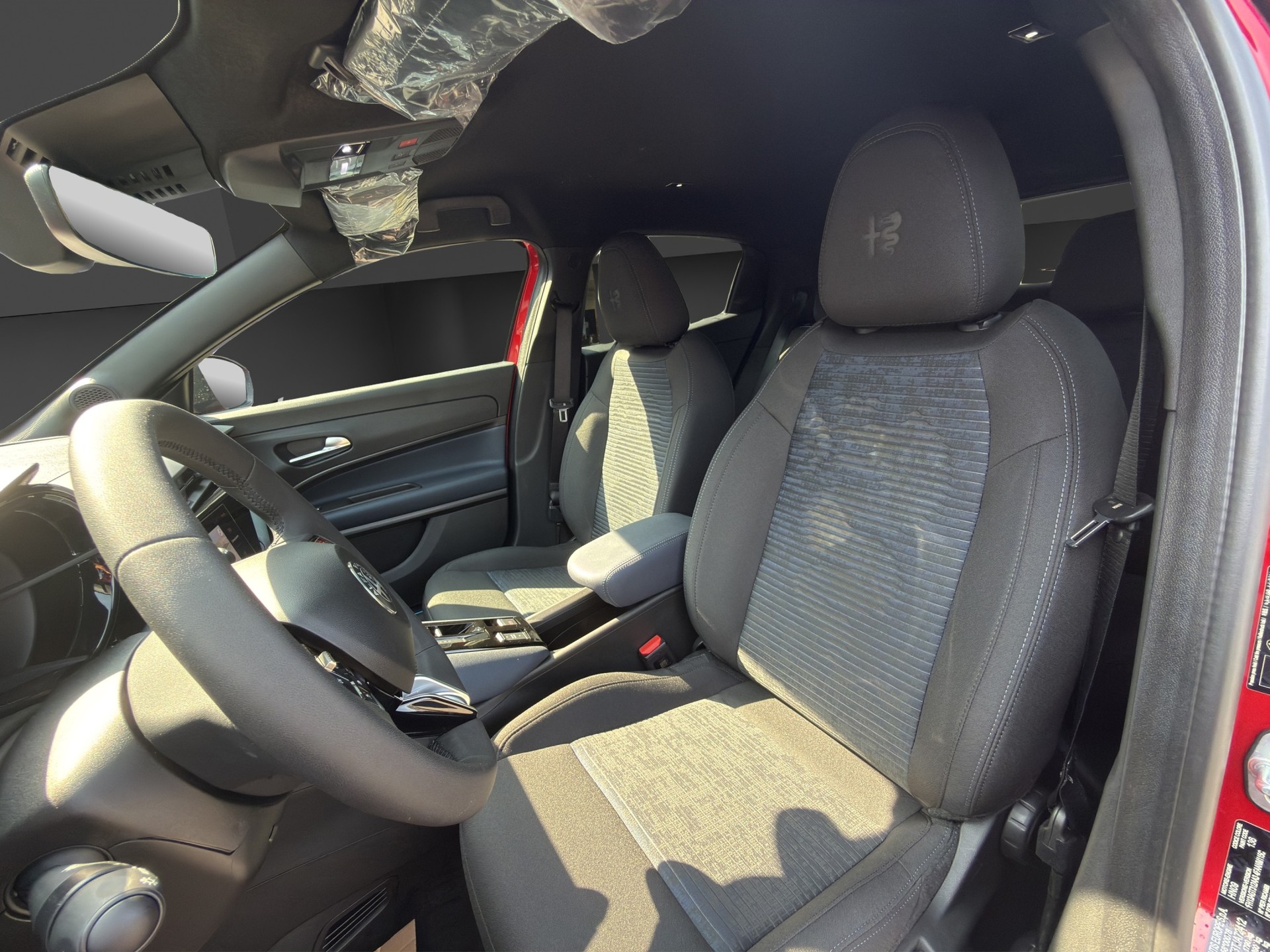 ALFA ROMEO Junior 1.2 48V Hybrid Sprint TECH-image-15