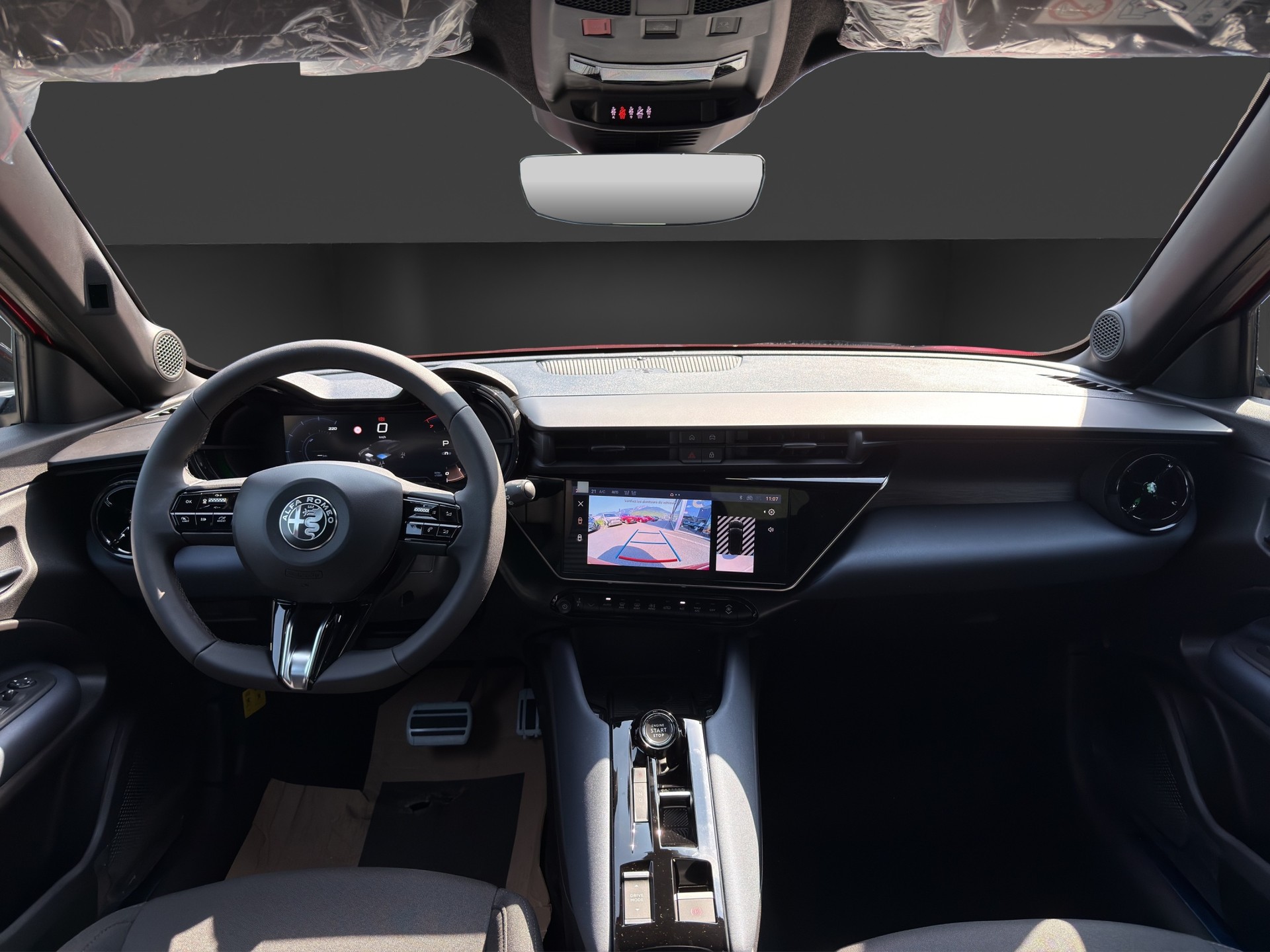 ALFA ROMEO Junior 1.2 48V Hybrid Sprint TECH-image-9