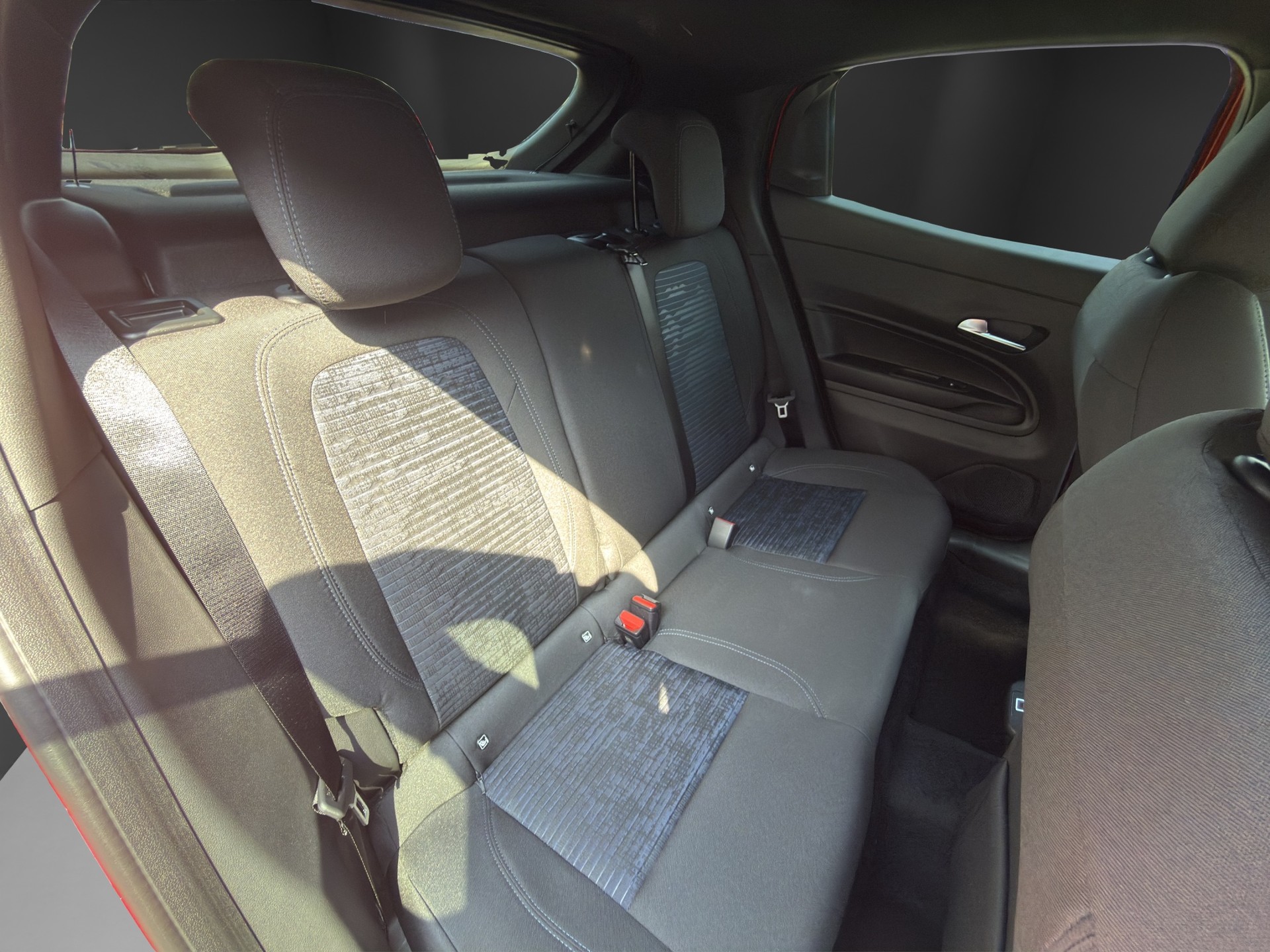ALFA ROMEO Junior 1.2 48V Hybrid Sprint TECH-image-16