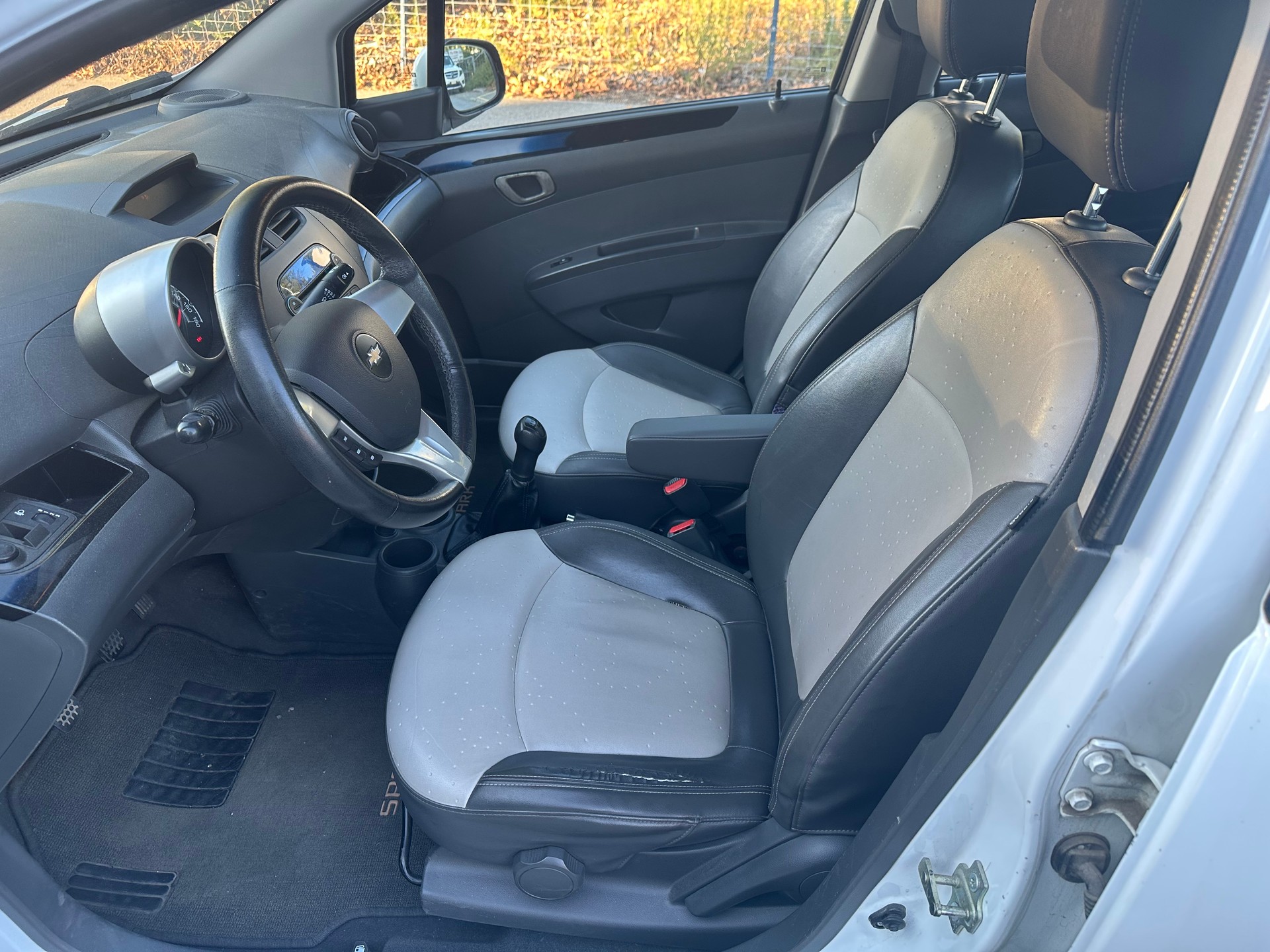 CHEVROLET Spark 1.0 LS-image-9