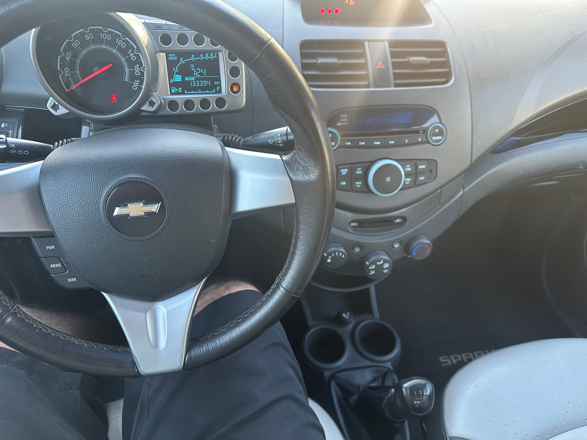 CHEVROLET Spark 1.0 LS-image-12
