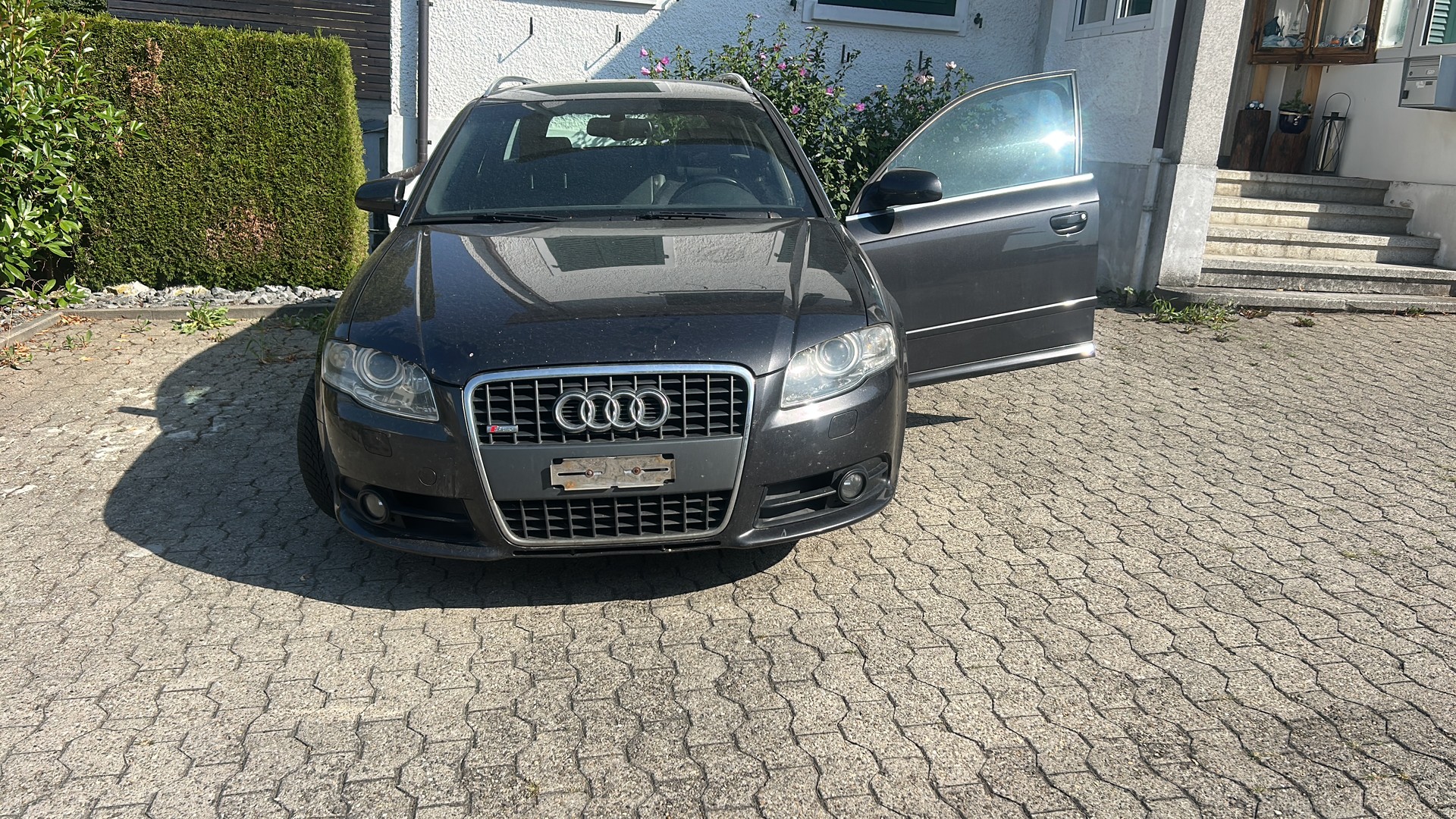 AUDI A4 Avant 3.0 V6 TDI quattro-image-6