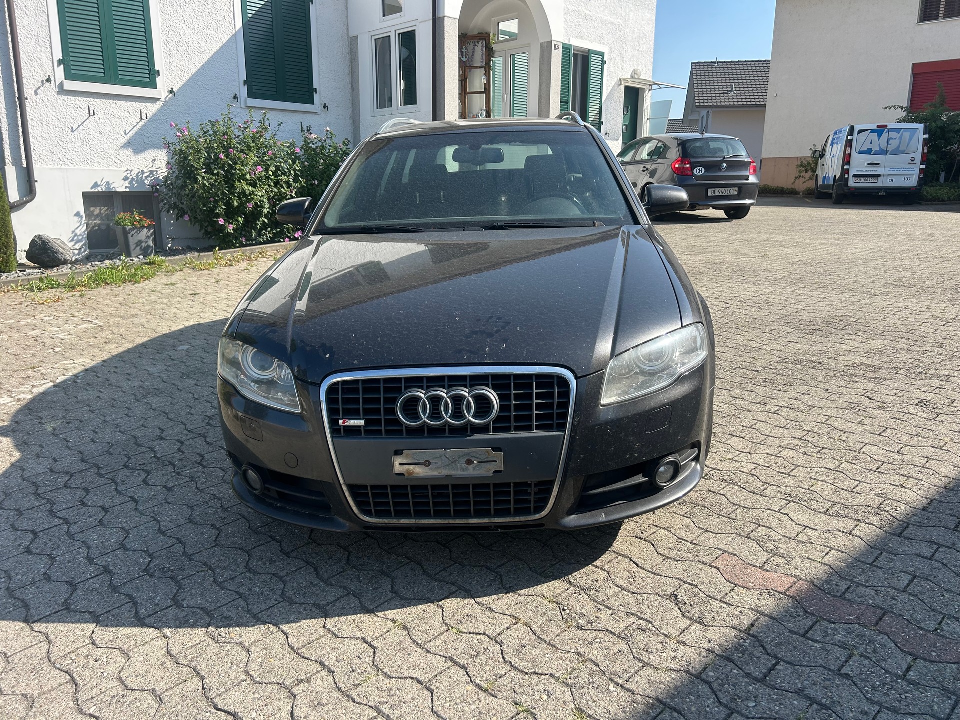 AUDI A4 Avant 3.0 V6 TDI quattro-image-0