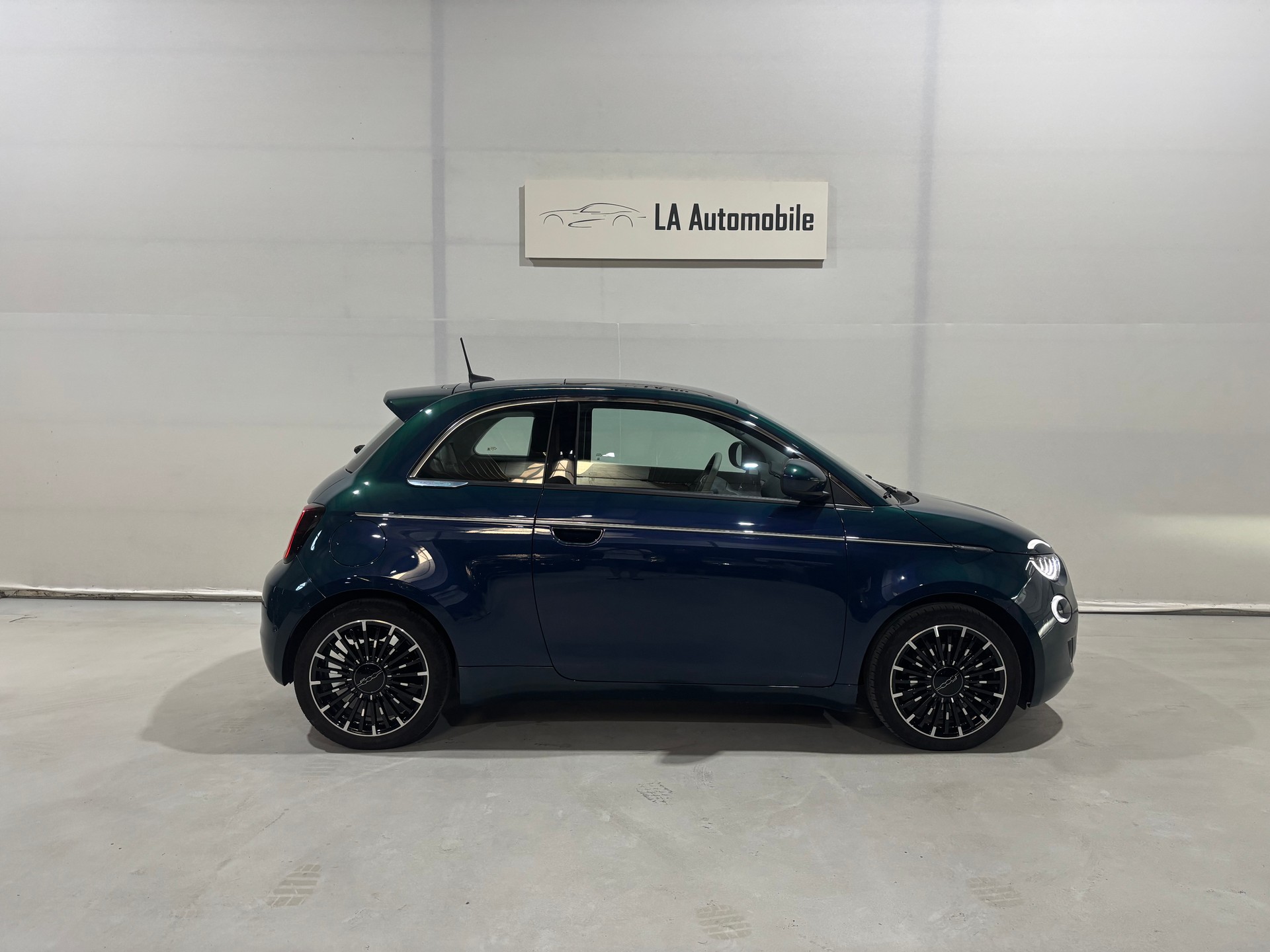 FIAT 500 electric 87 kW La Prima-image-6