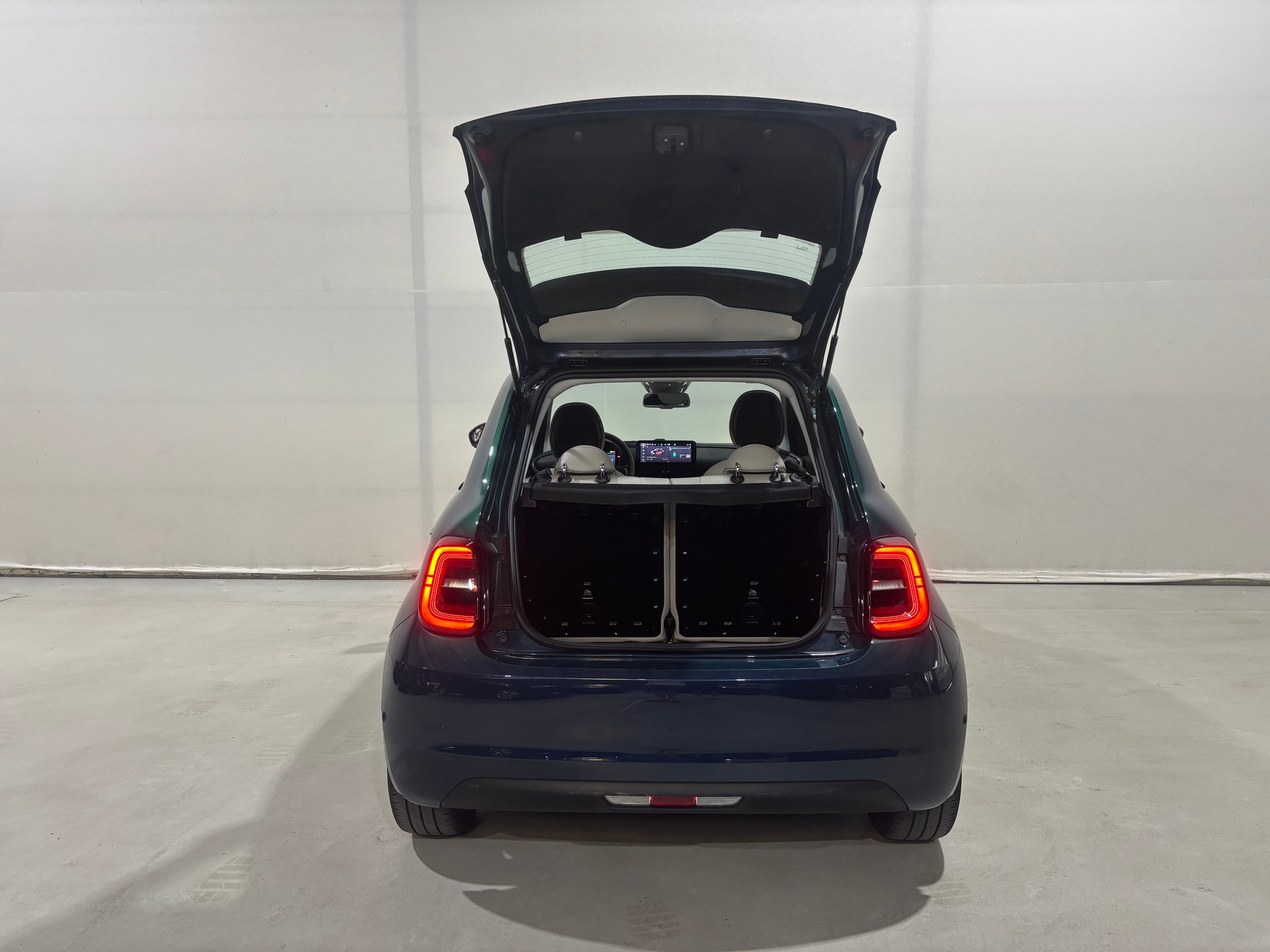 FIAT 500 electric 87 kW La Prima-image-10