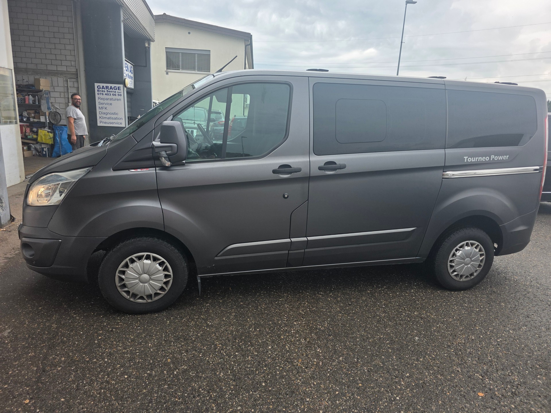 FORD 2.2 TDCi 125 Trend-image-1