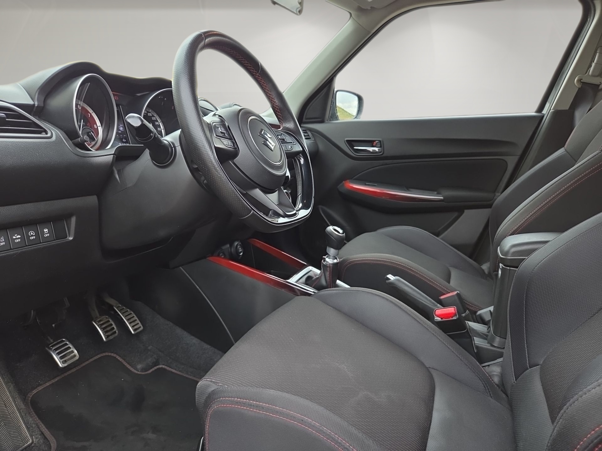 SUZUKI Swift Sport 1.4i 16V Compact Top-image-4