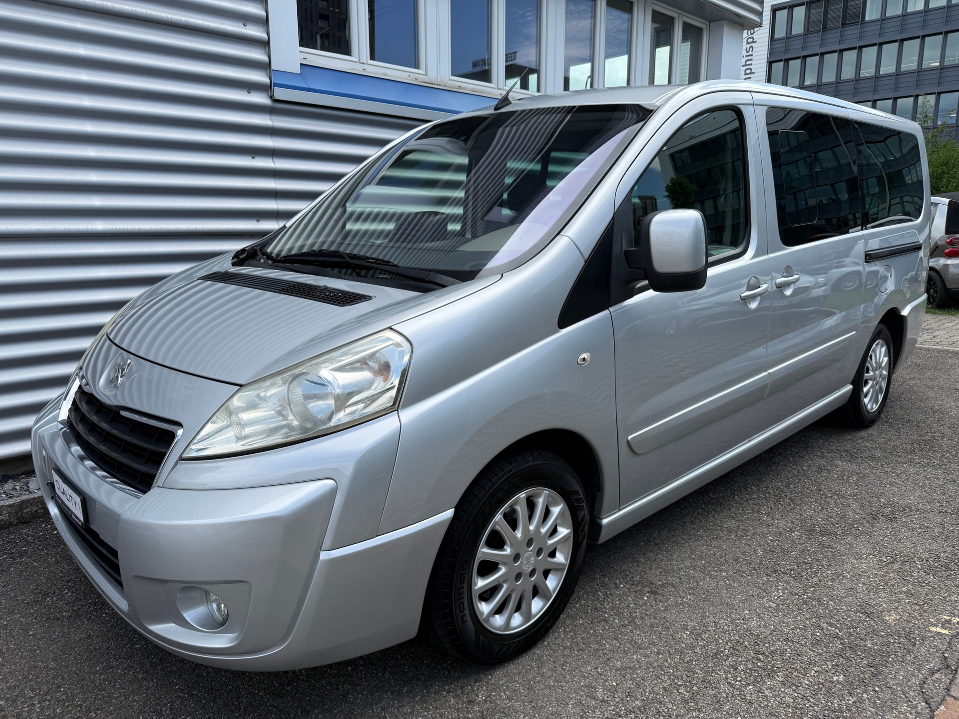 PEUGEOT Expert Tepee 2.0 HDi Premium L2-image-15