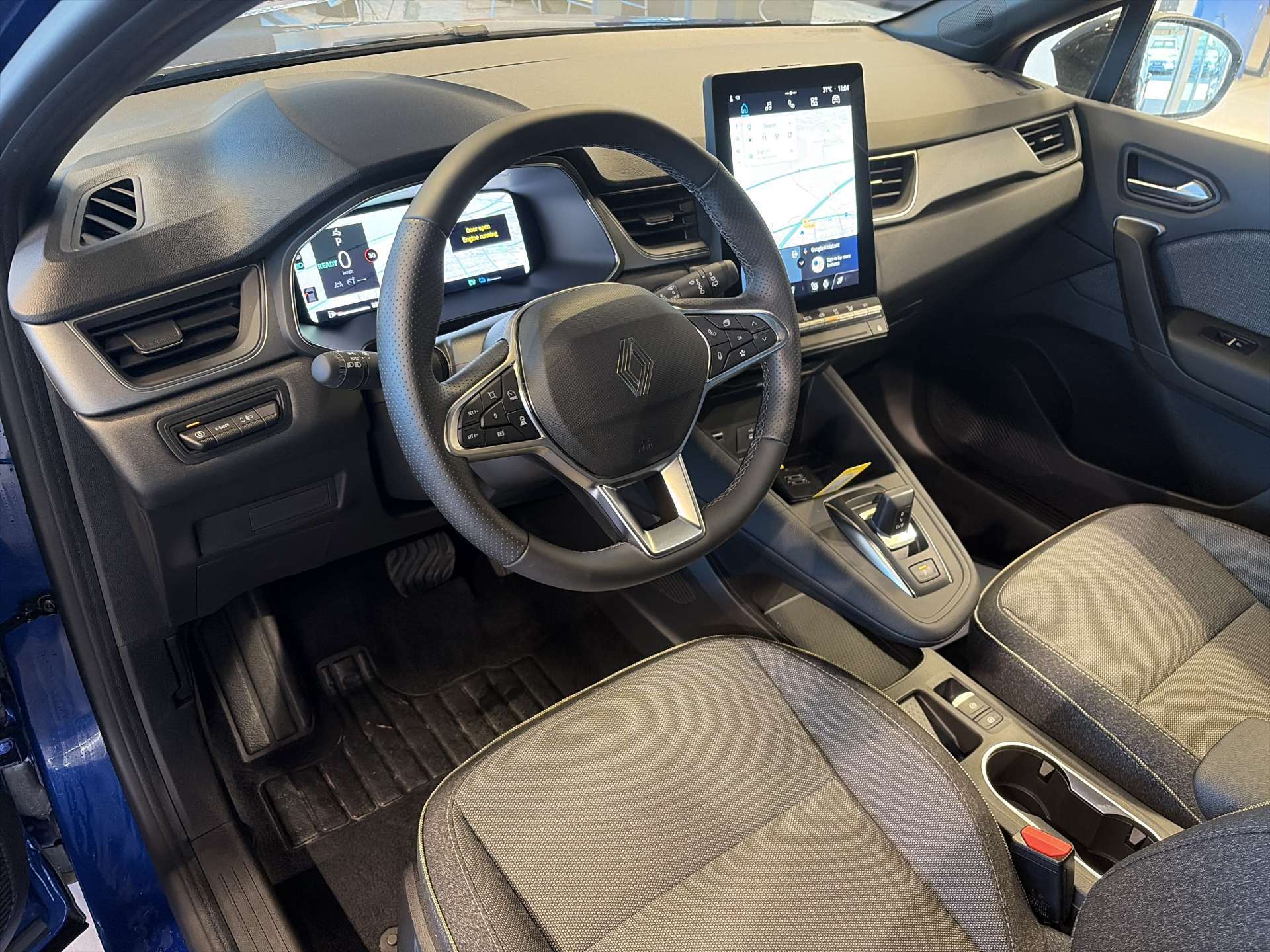 RENAULT Captur 1.8 E-Tech 160 Techno DHT-Automat-image-5