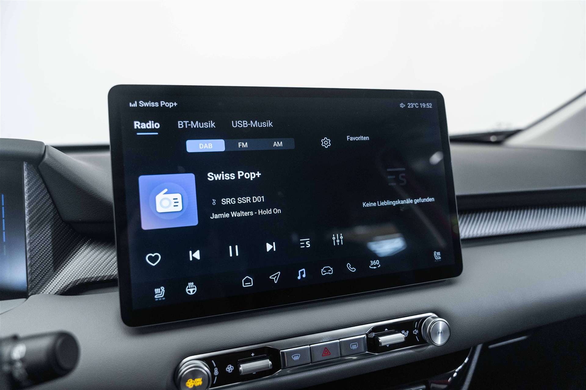 MG MG 4 EV 64kWh Premium Facelift Automat-image-24