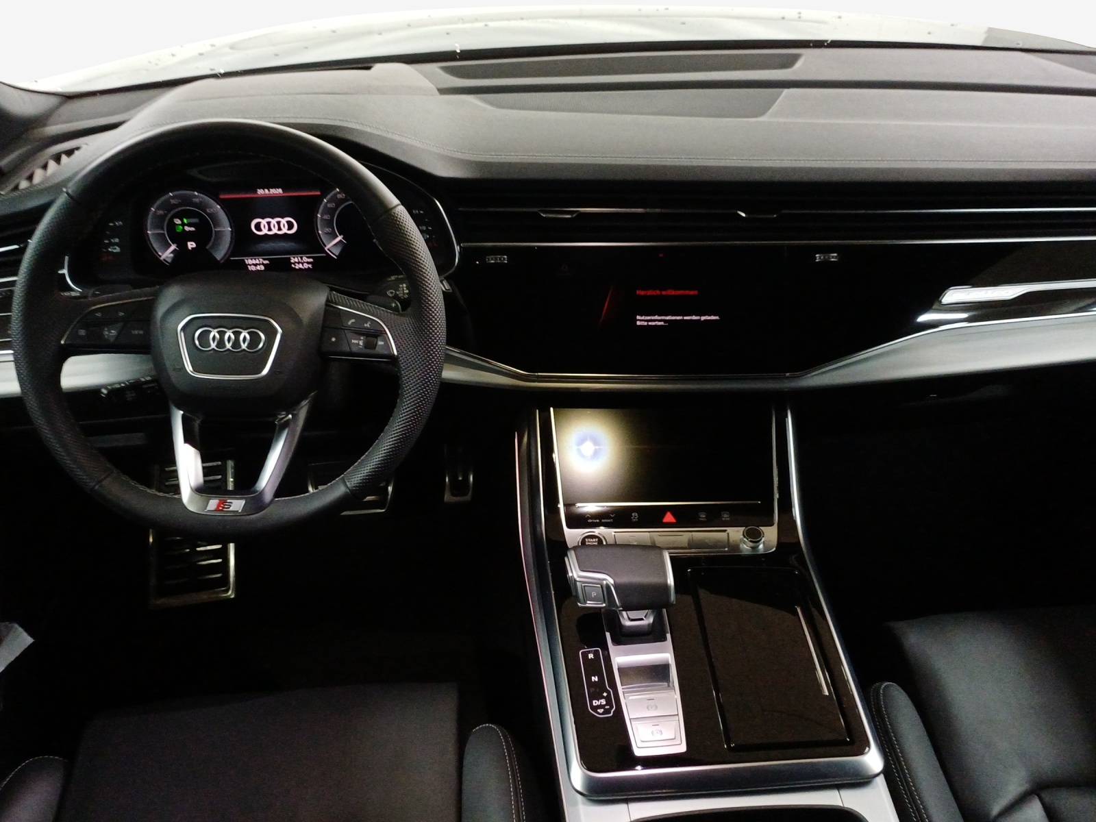 AUDI Q8 SUV TFSI e quattro 290 kW Attraction tiptronic-image-9