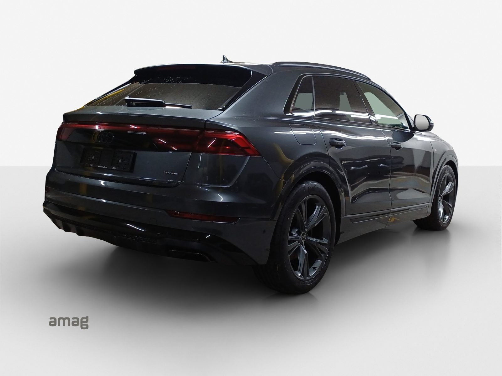 AUDI Q8 SUV TFSI e quattro 290 kW Attraction tiptronic-image-5