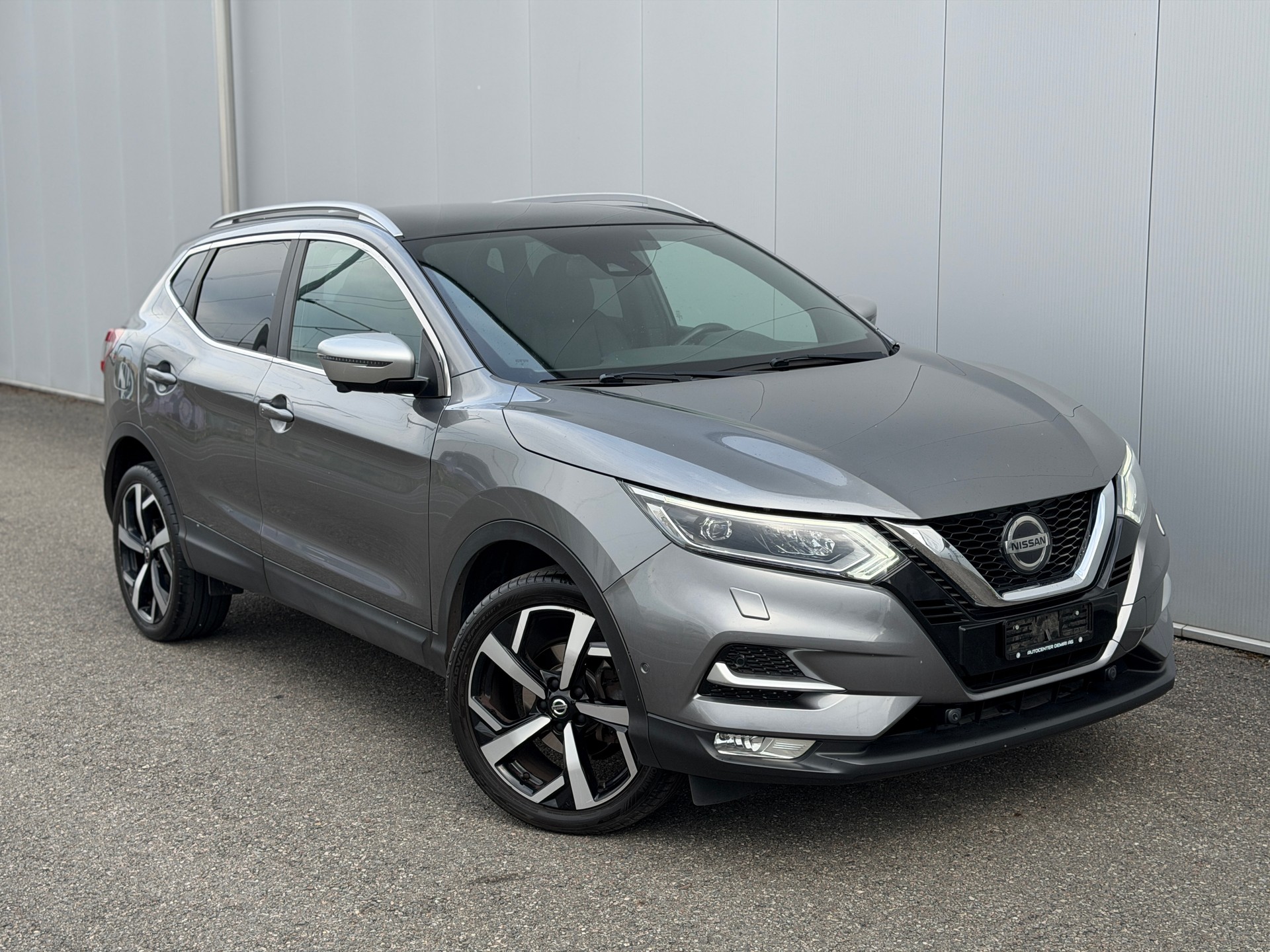 NISSAN Qashqai 1.6 DIG-T tekna + FACELIFT-image-0