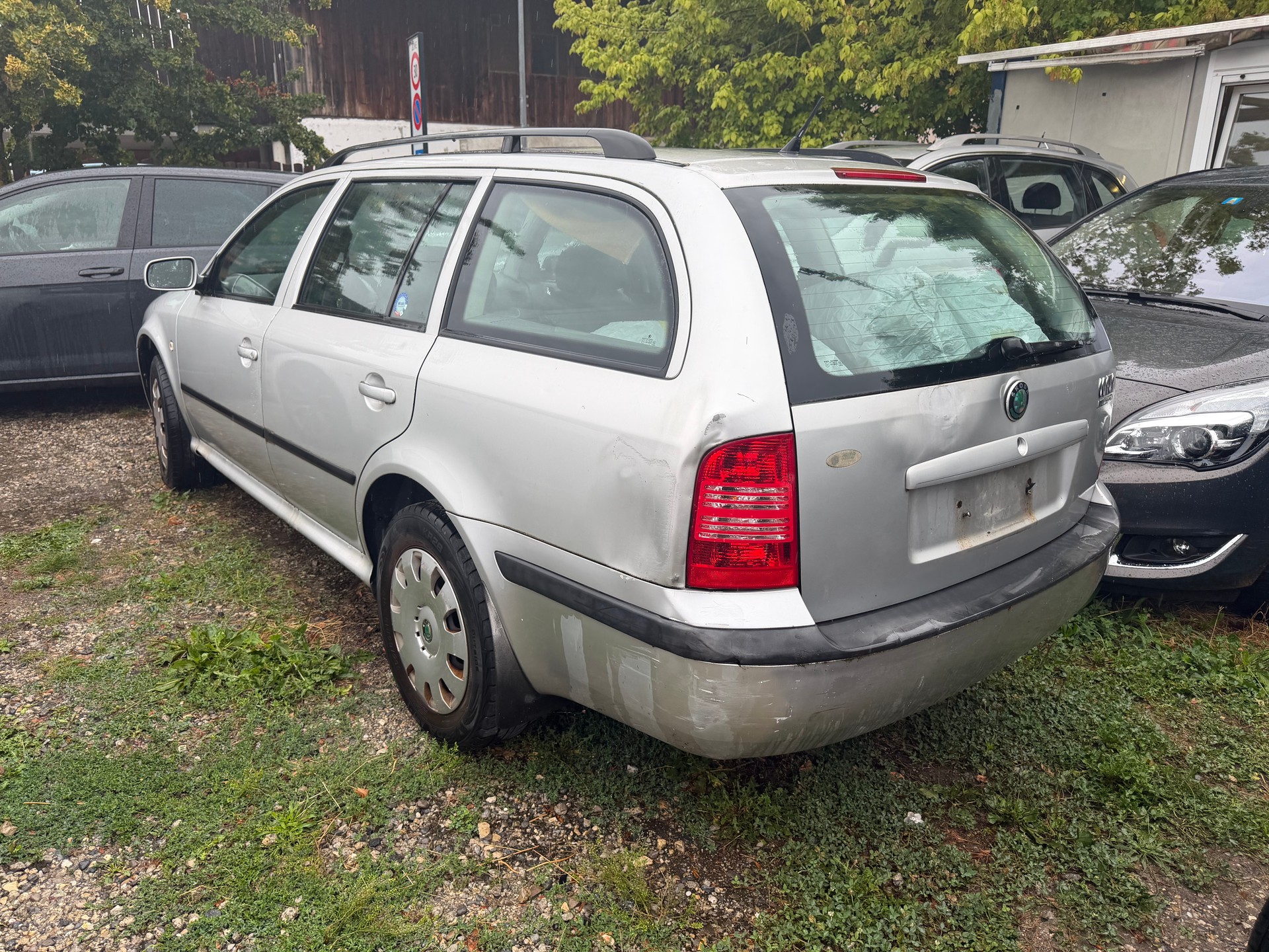 SKODA Octavia 1.9 TDI Tour 4x4-image-3