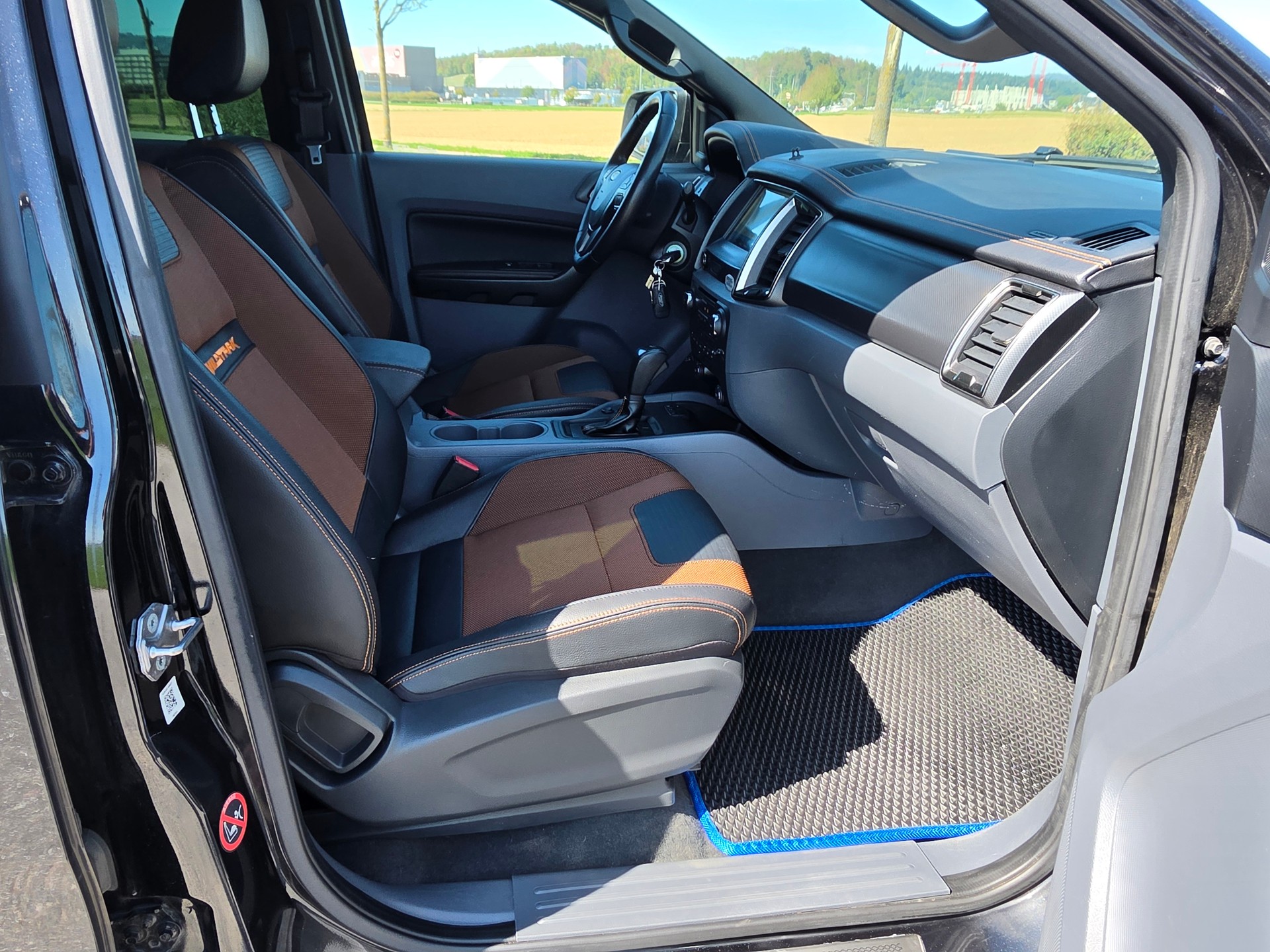 FORD Ranger Wildtrak 3.2 TDCi 4x4 A-image-7