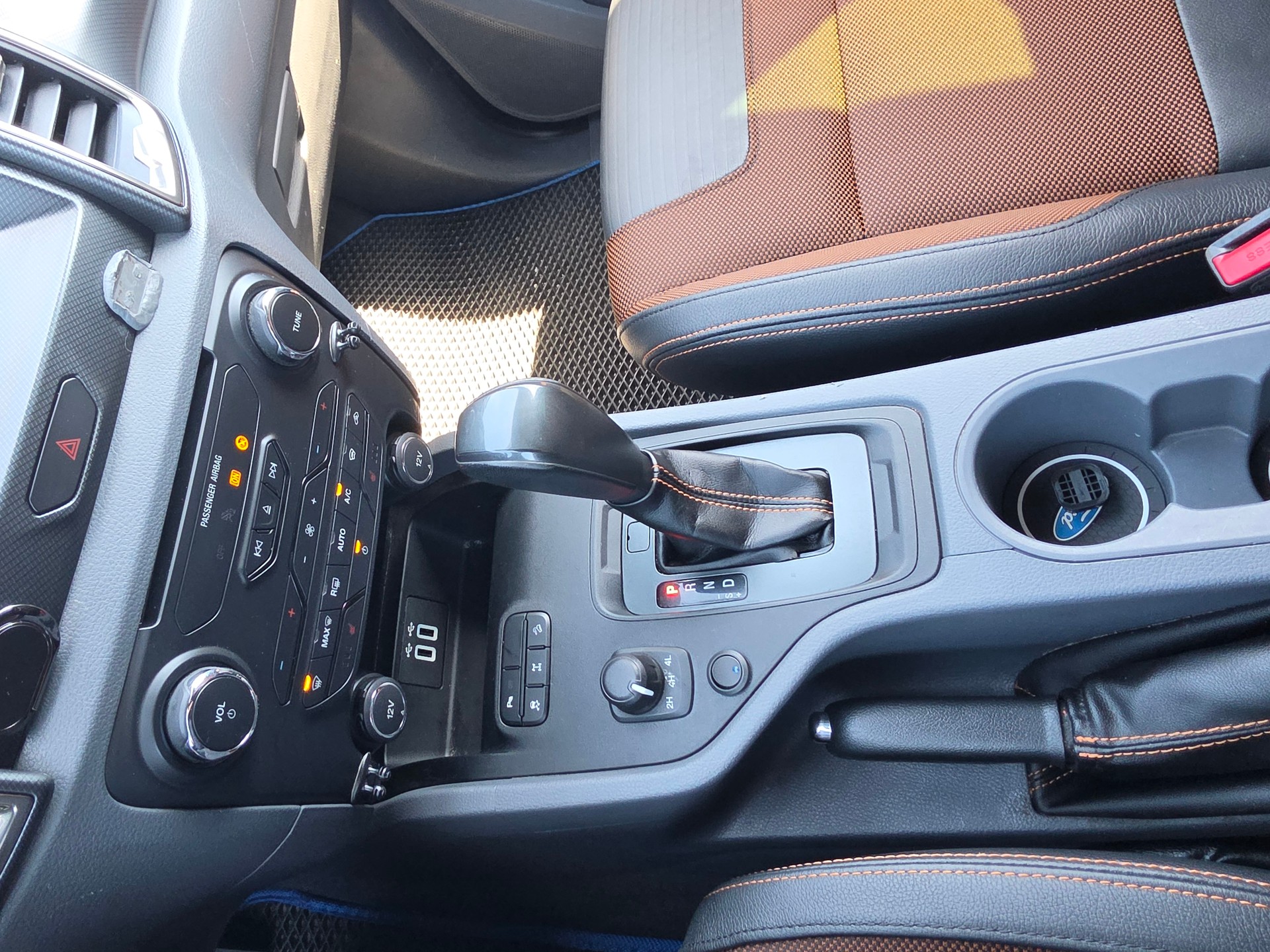 FORD Ranger Wildtrak 3.2 TDCi 4x4 A-image-14